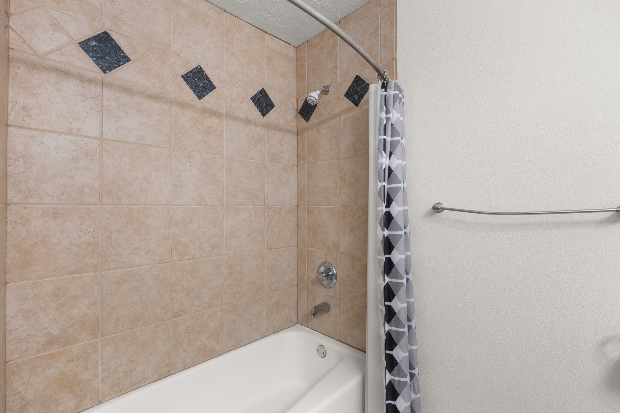 5312 Rawlings Road NE