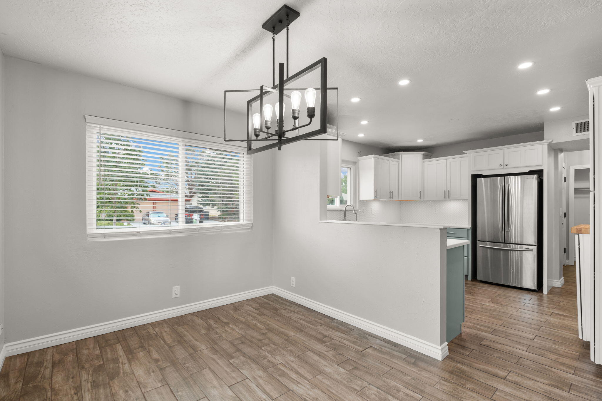 5312 Rawlings Road NE