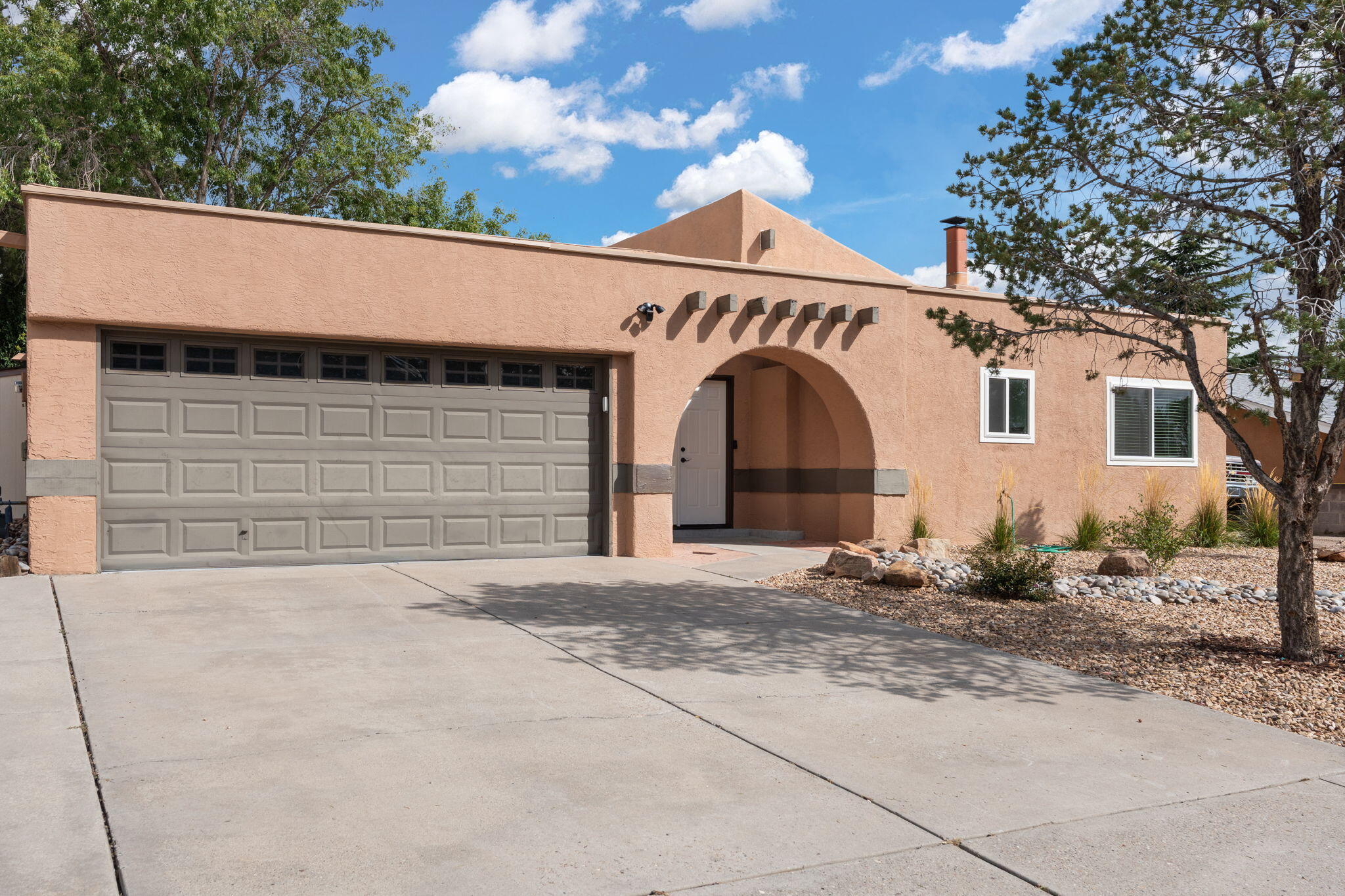 5312 Rawlings Road NE