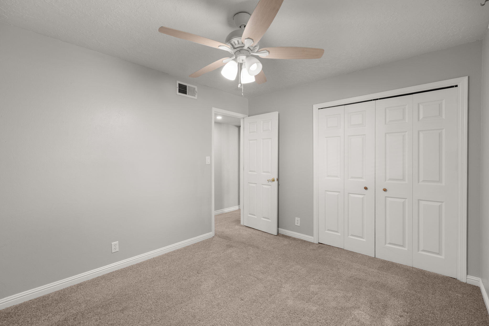 5312 Rawlings Road NE