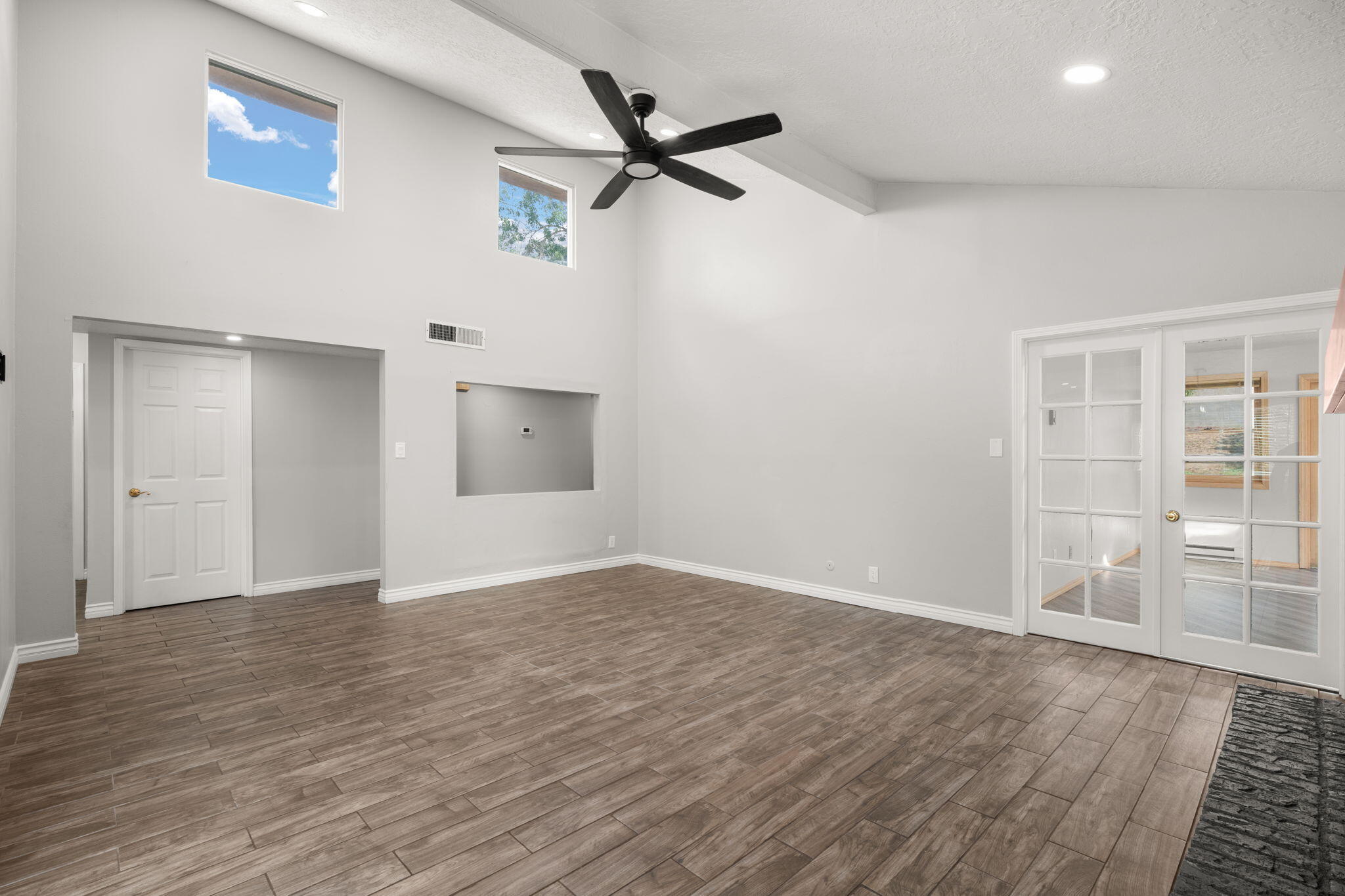 5312 Rawlings Road NE