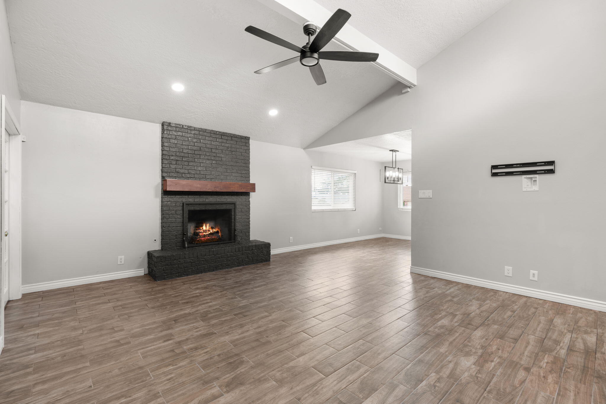 5312 Rawlings Road NE