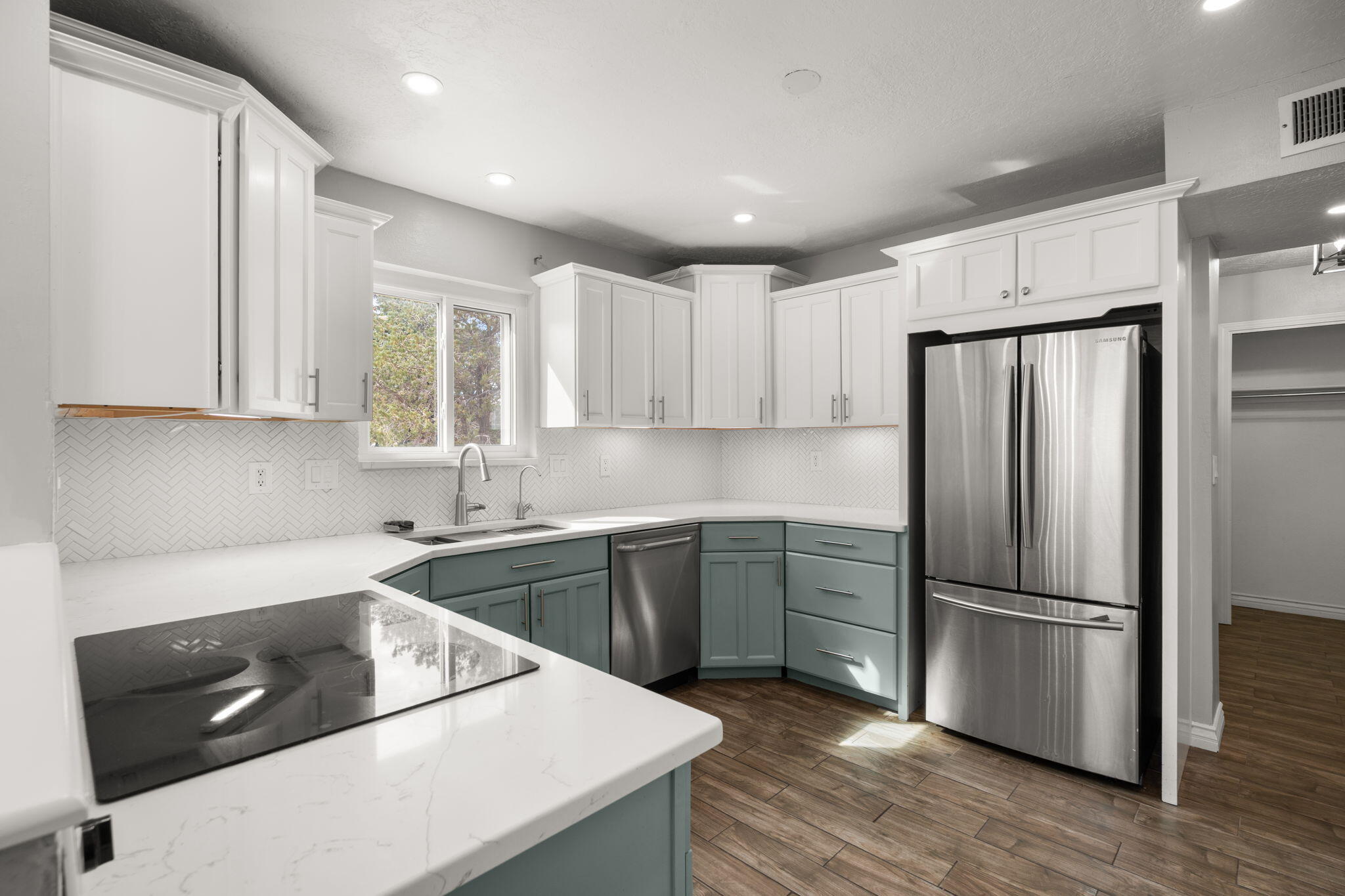 5312 Rawlings Road NE