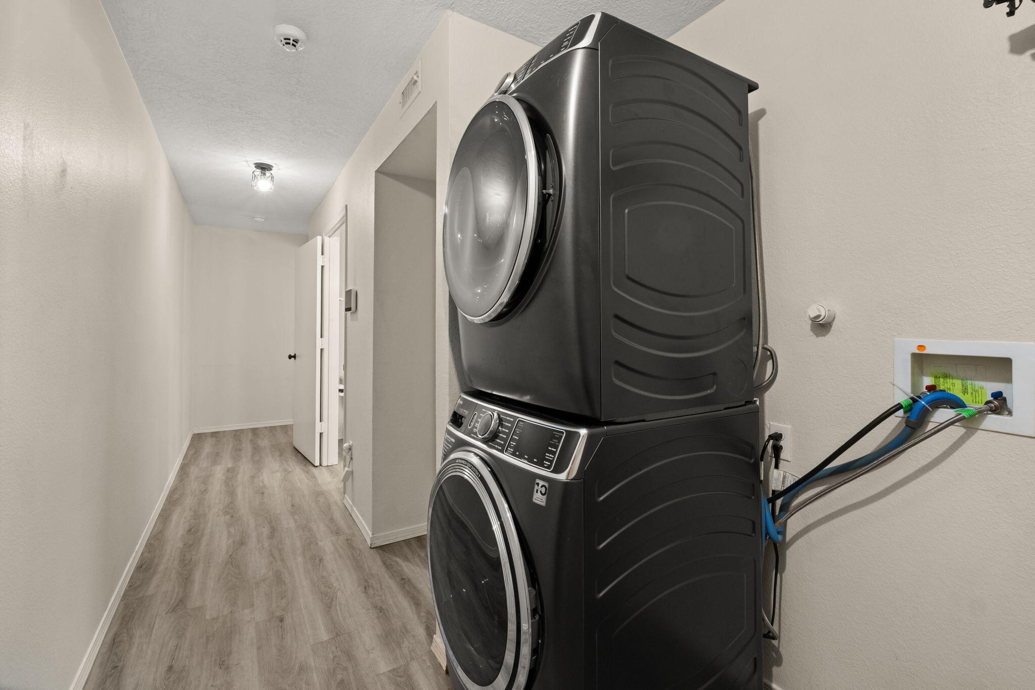11424 Vistazo Place SE