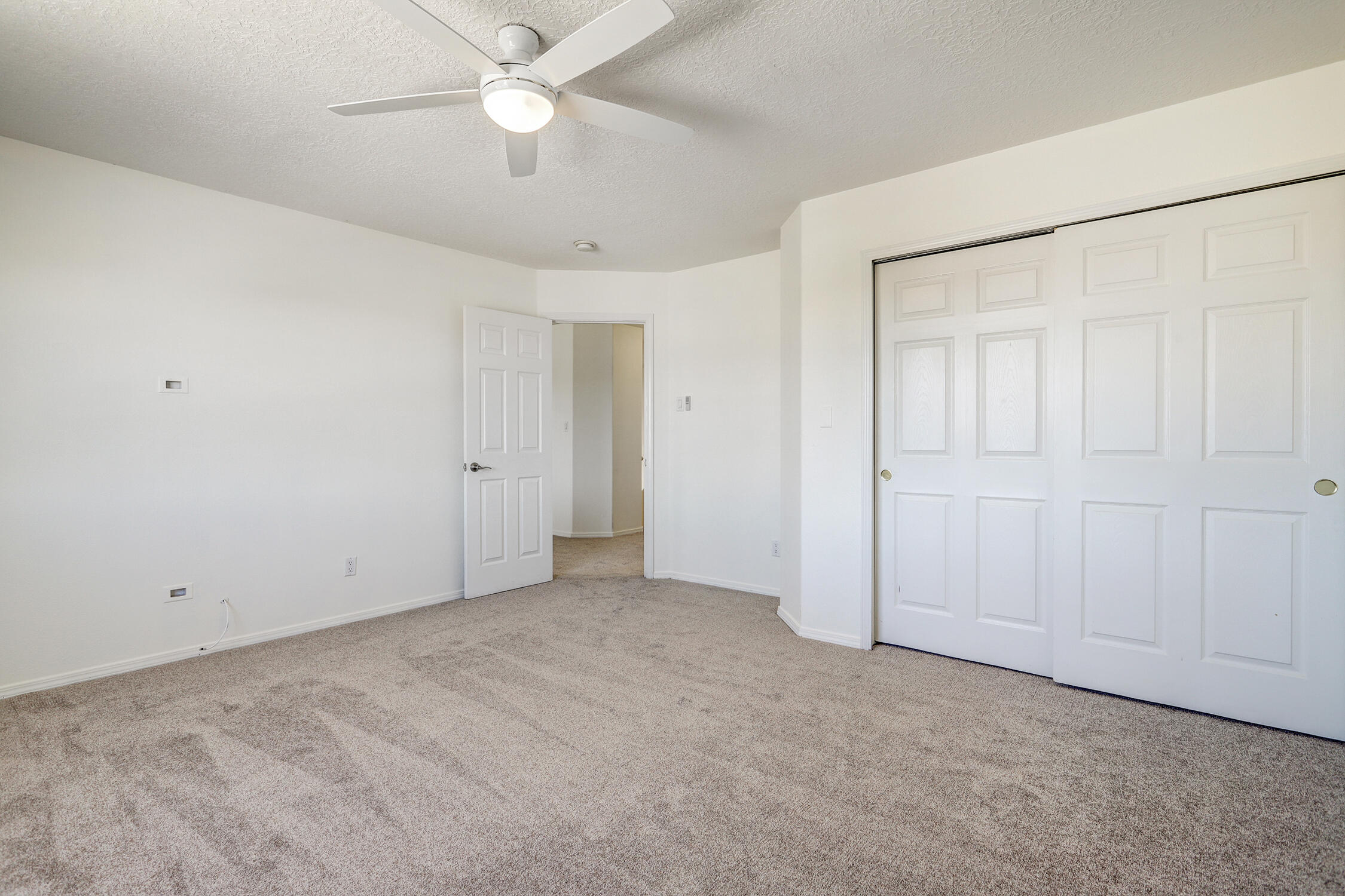 6904 Tree Line Avenue NW