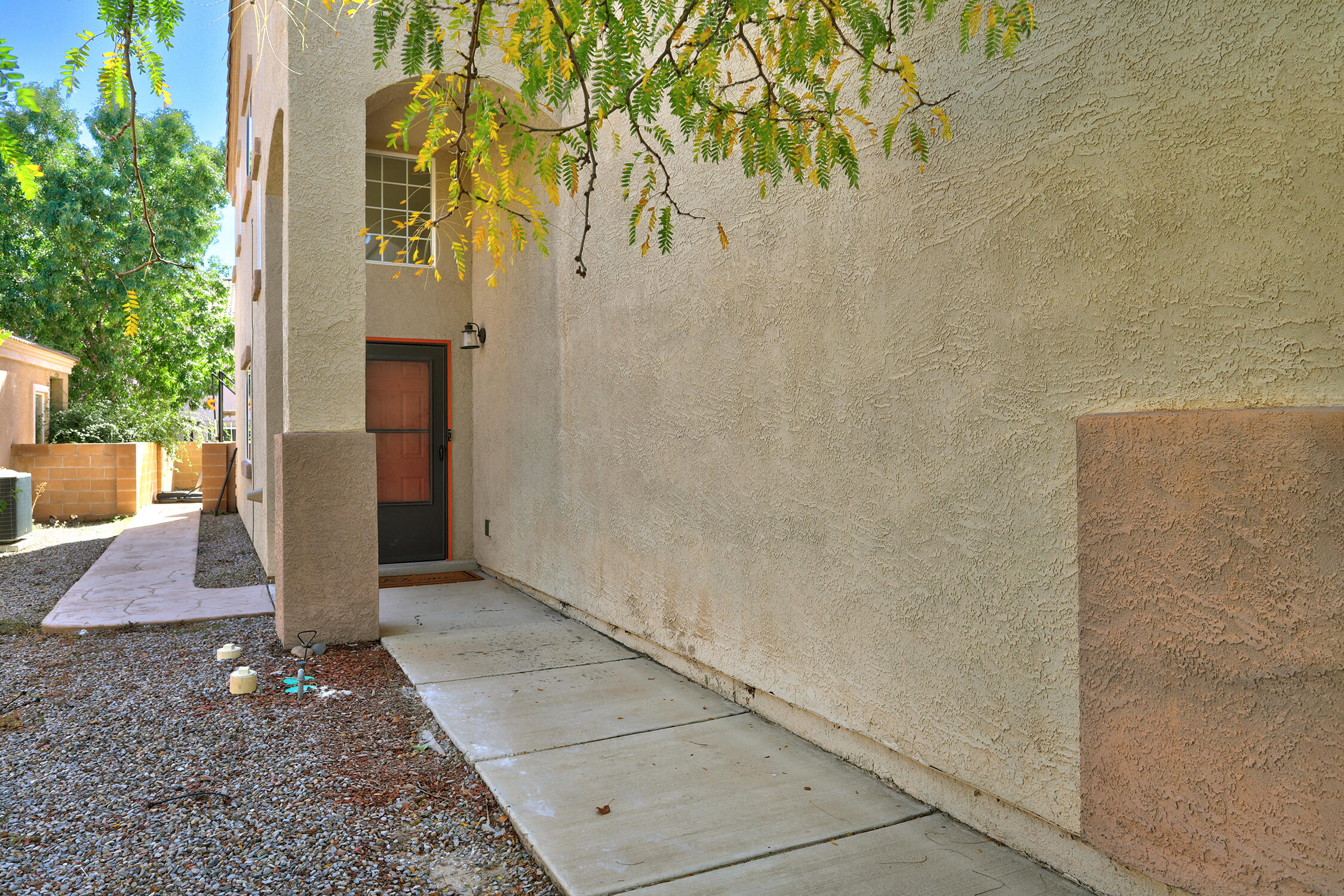 6904 Tree Line Avenue NW