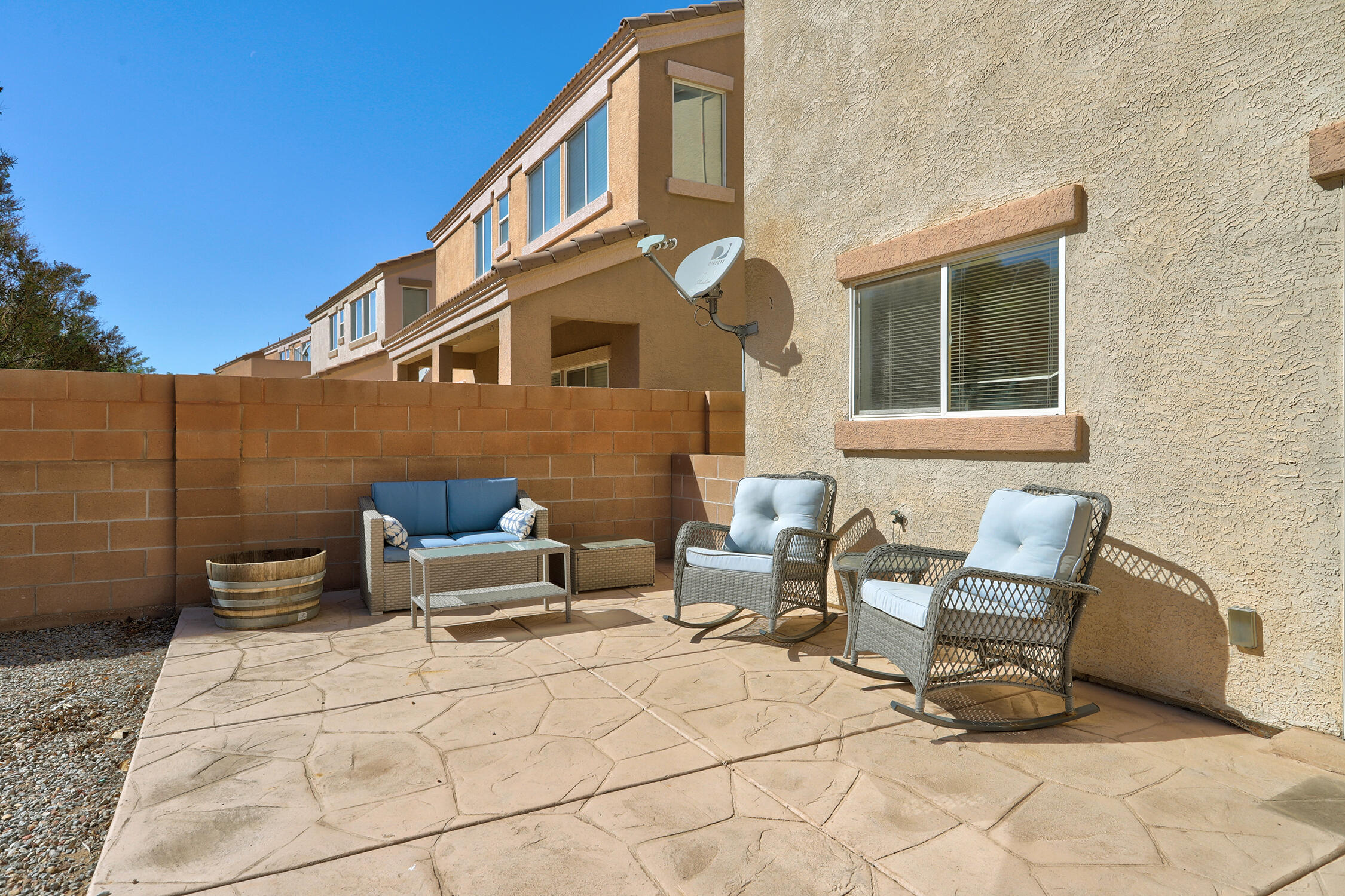 6904 Tree Line Avenue NW