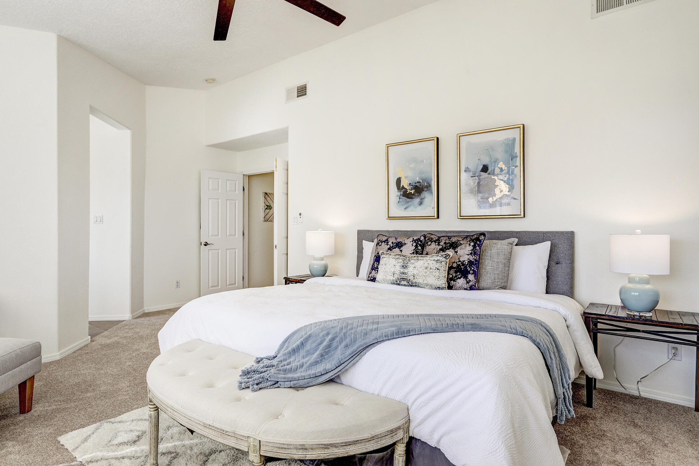 6904 Tree Line Avenue NW