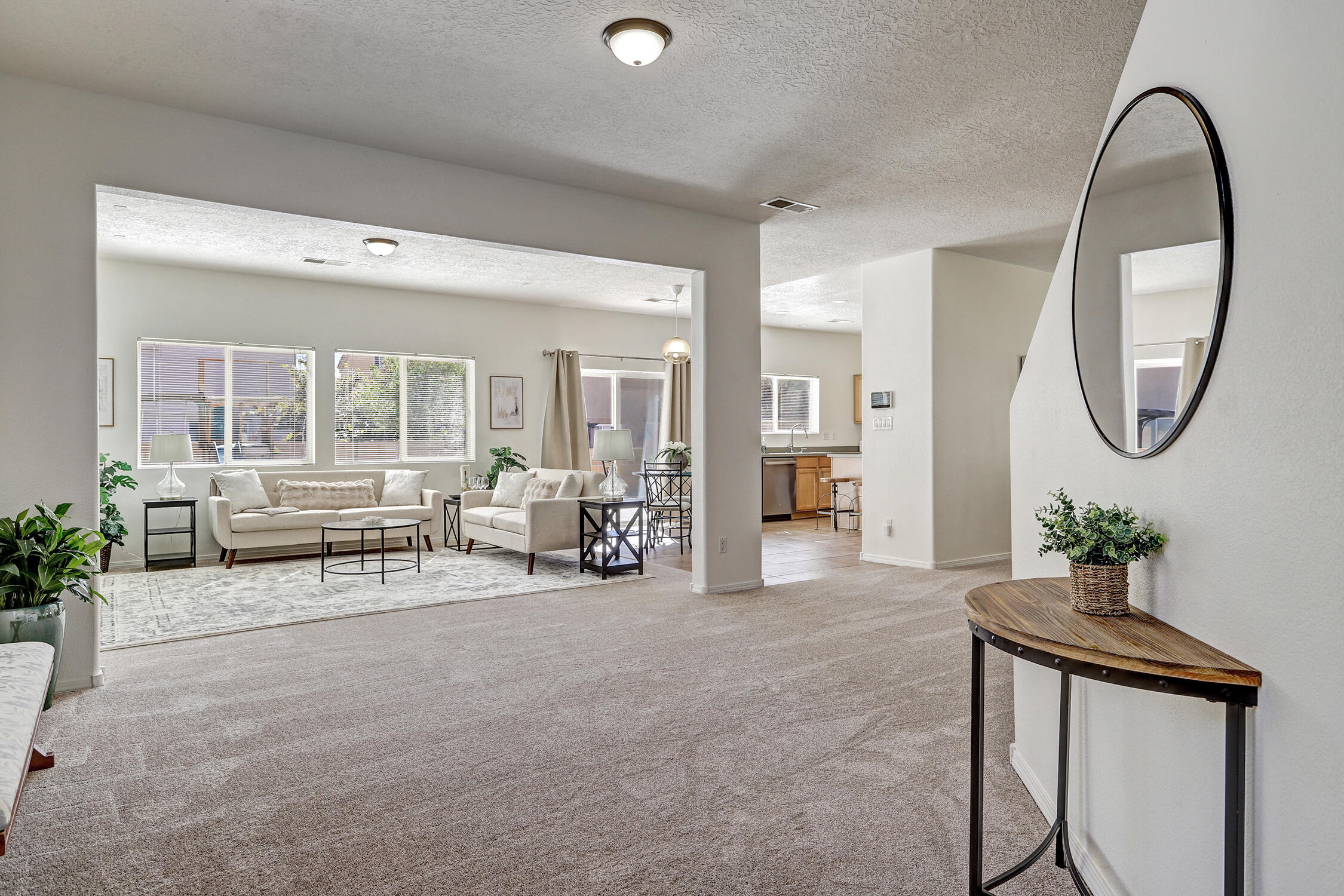 6904 Tree Line Avenue NW