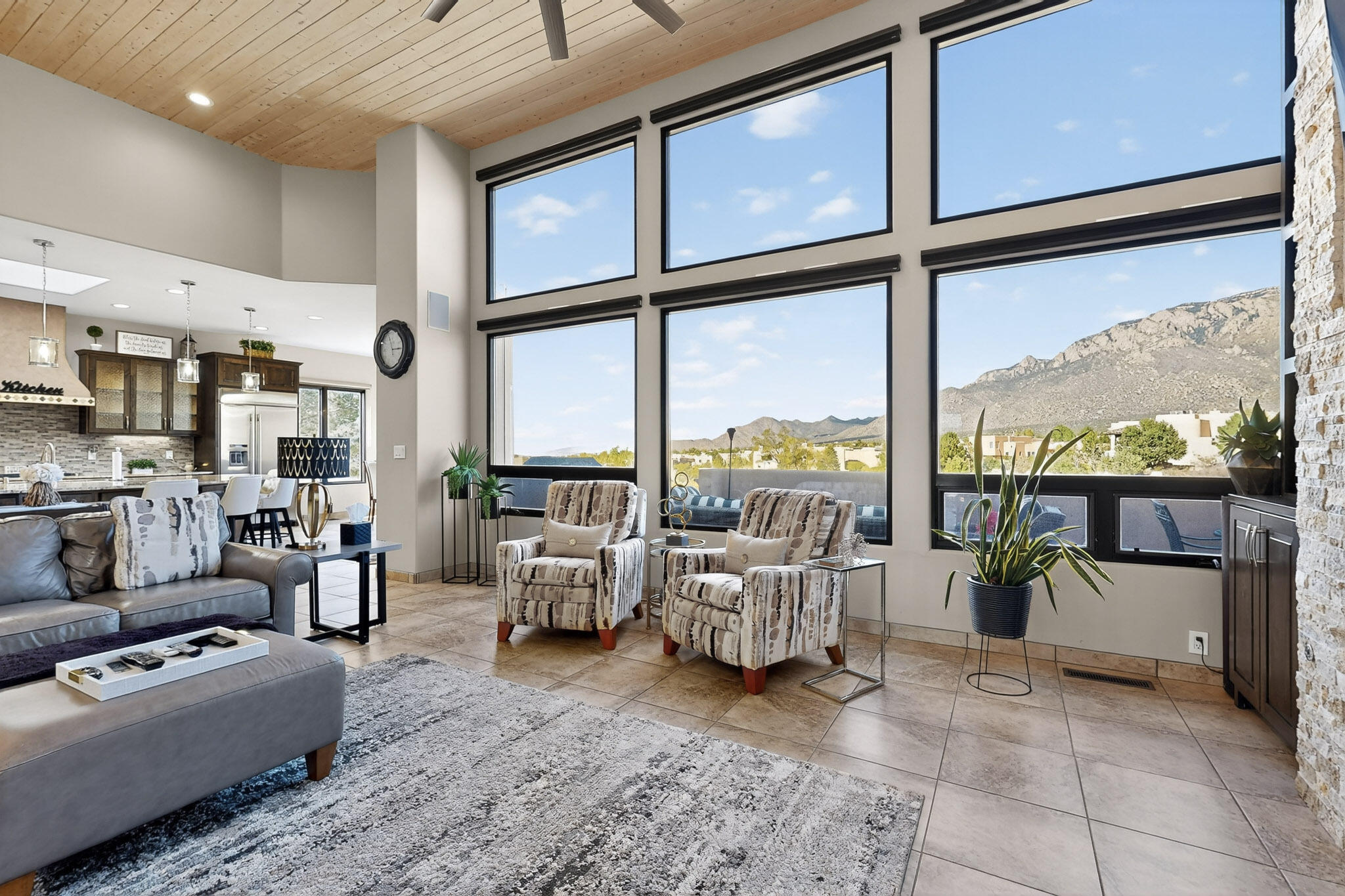 13615 Canada Del Oso Place NE