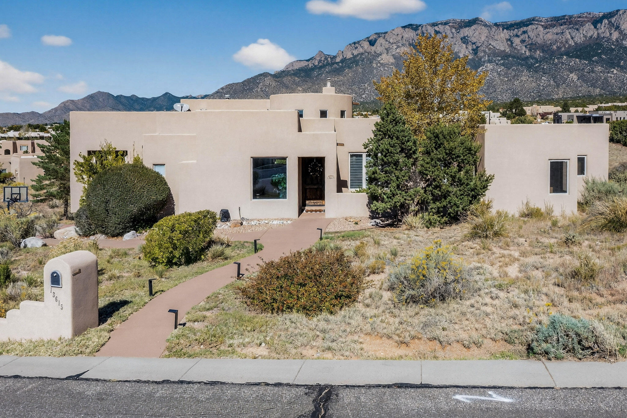 13615 Canada Del Oso Place NE