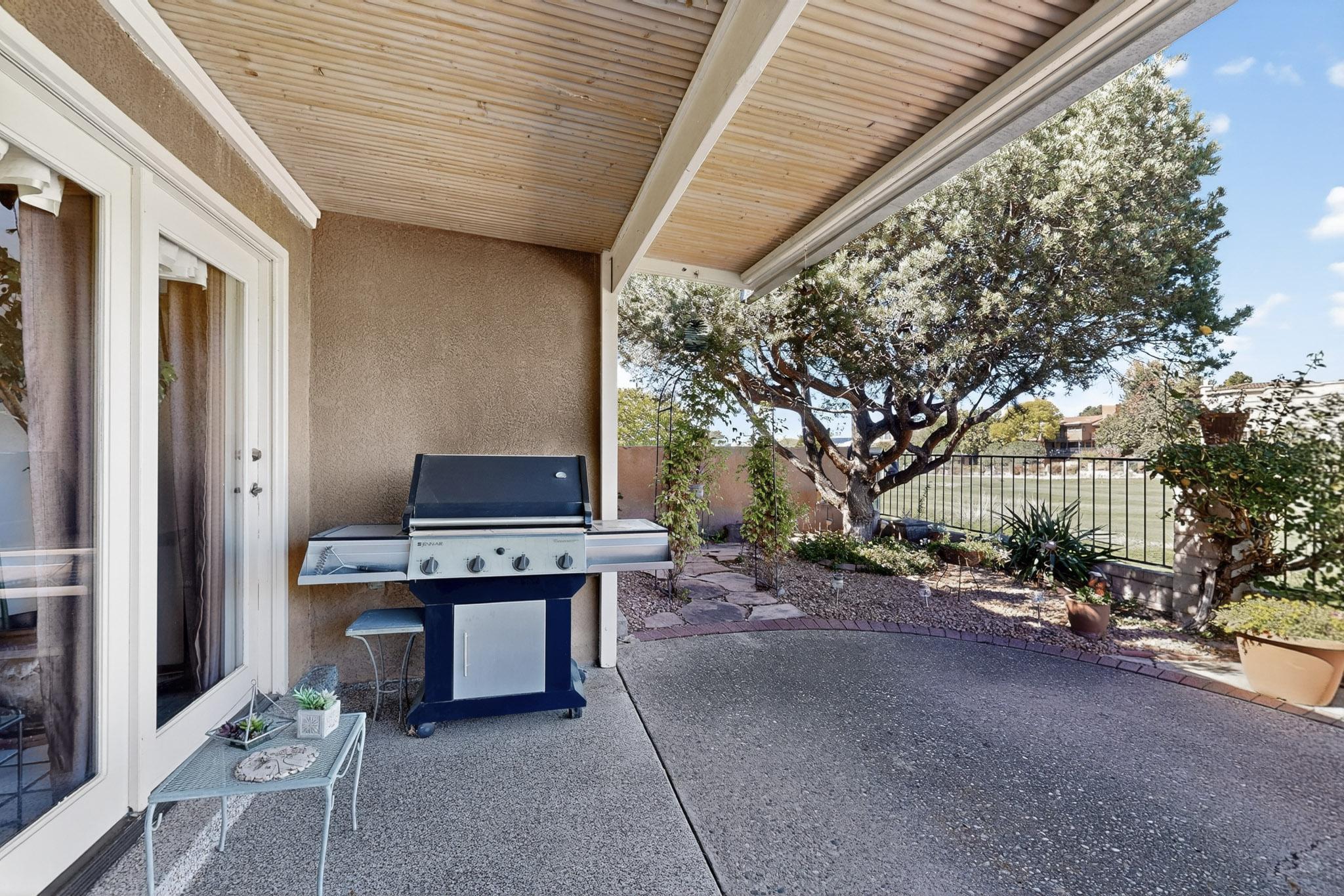 9515 Village Green Drive NE