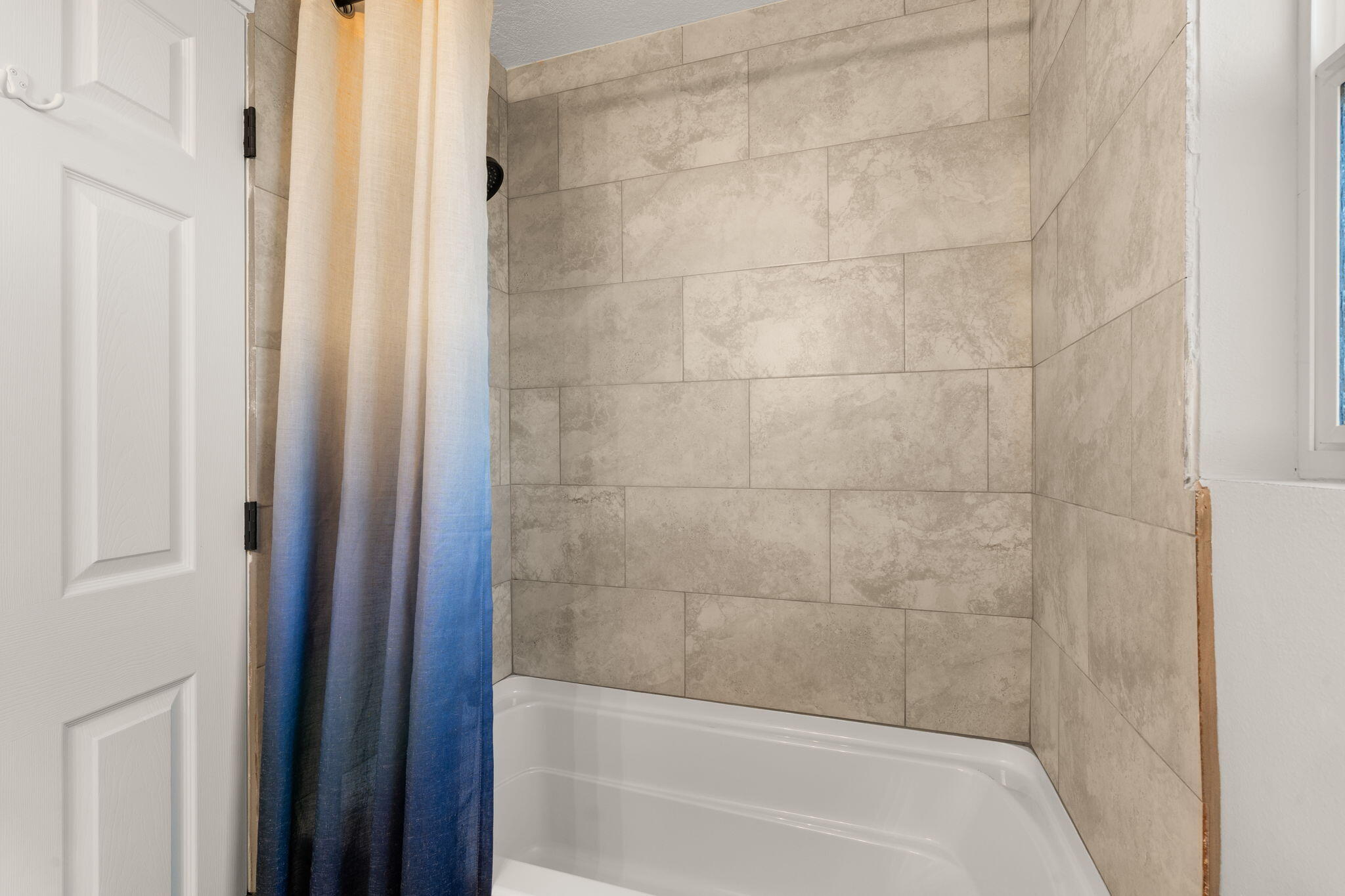 5316 Summer Avenue NE