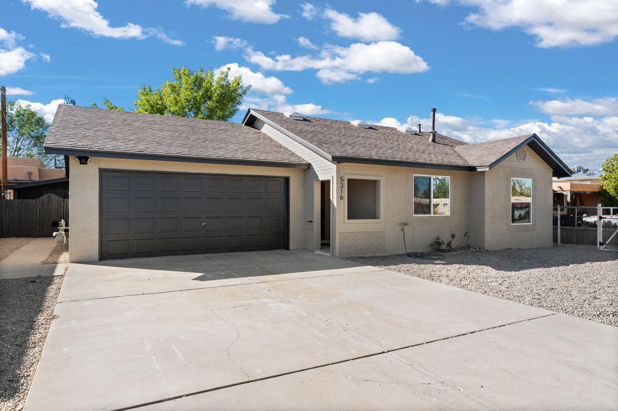 5316 Summer Avenue NE