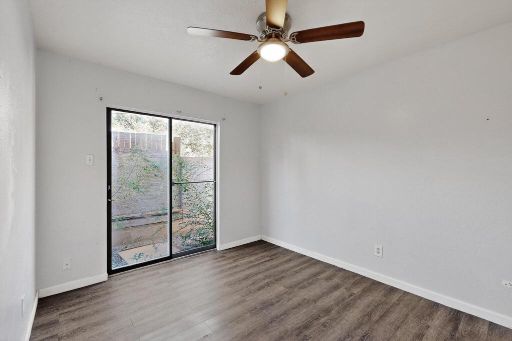 502-504 Utah Street NE