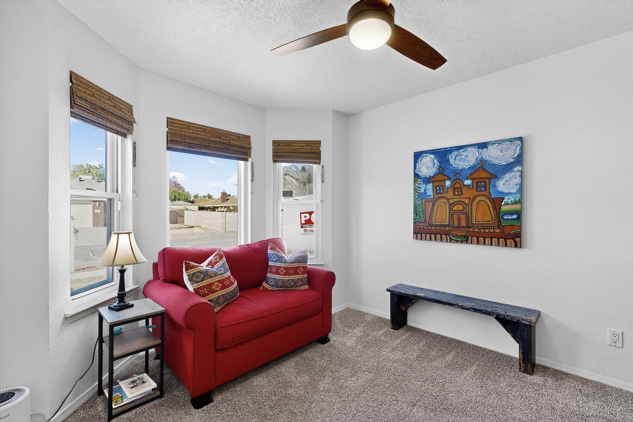 6604 Tierra Vista Avenue NW