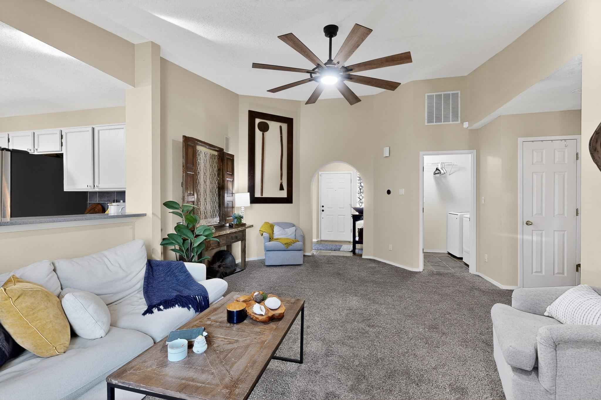 6604 Tierra Vista Avenue NW