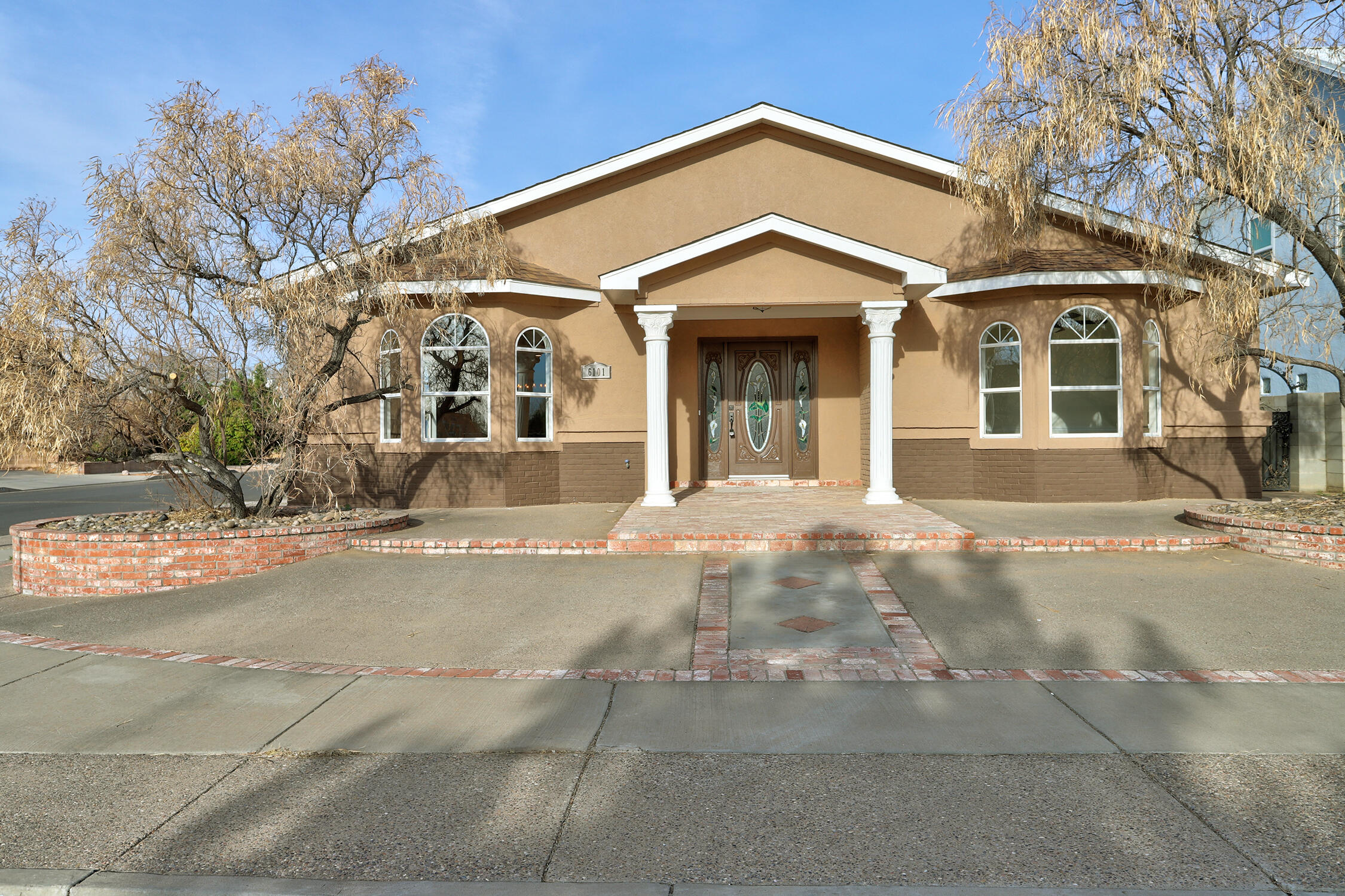 6101 Chimayo Drive NW