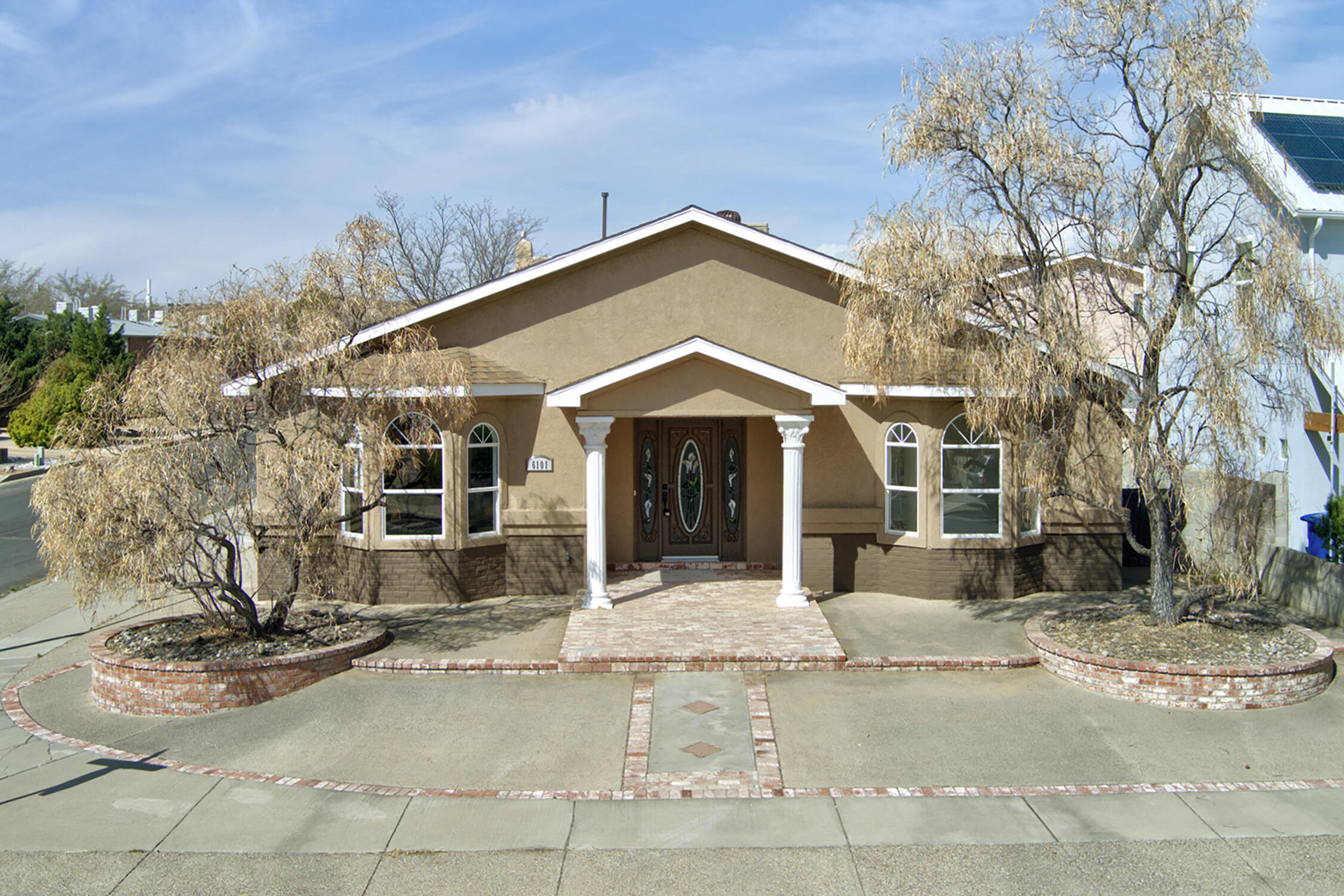 6101 Chimayo Drive NW