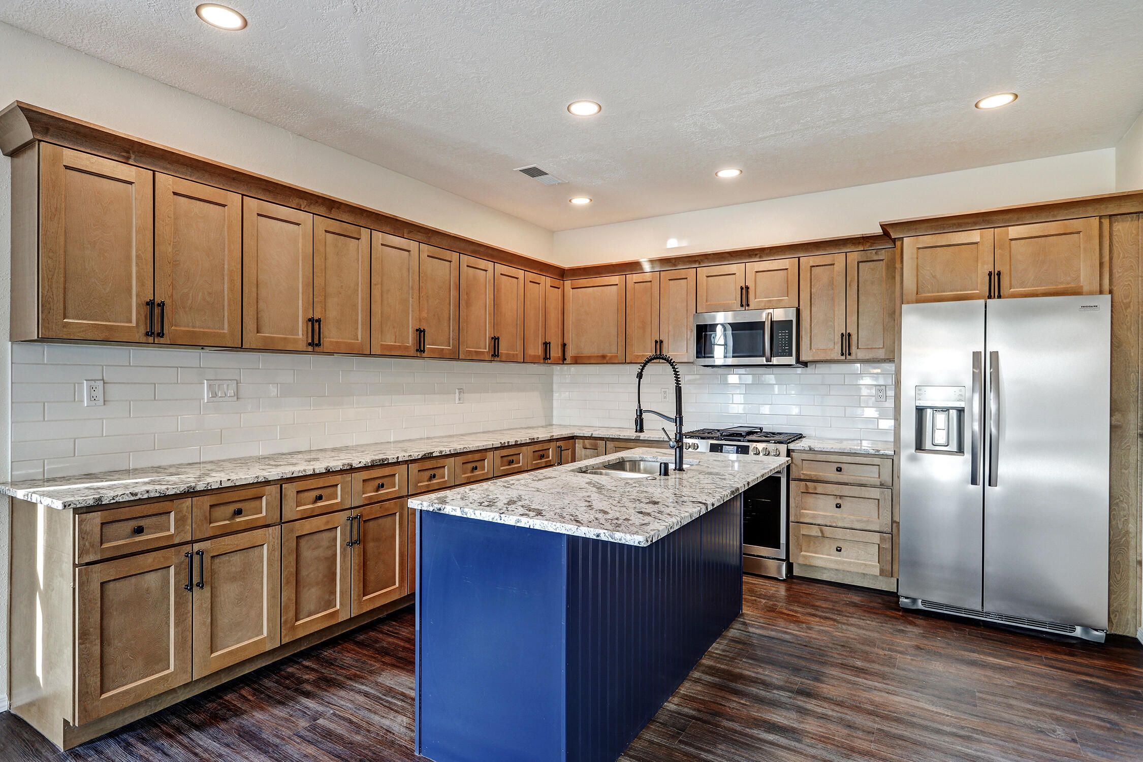 6101 Chimayo Drive NW