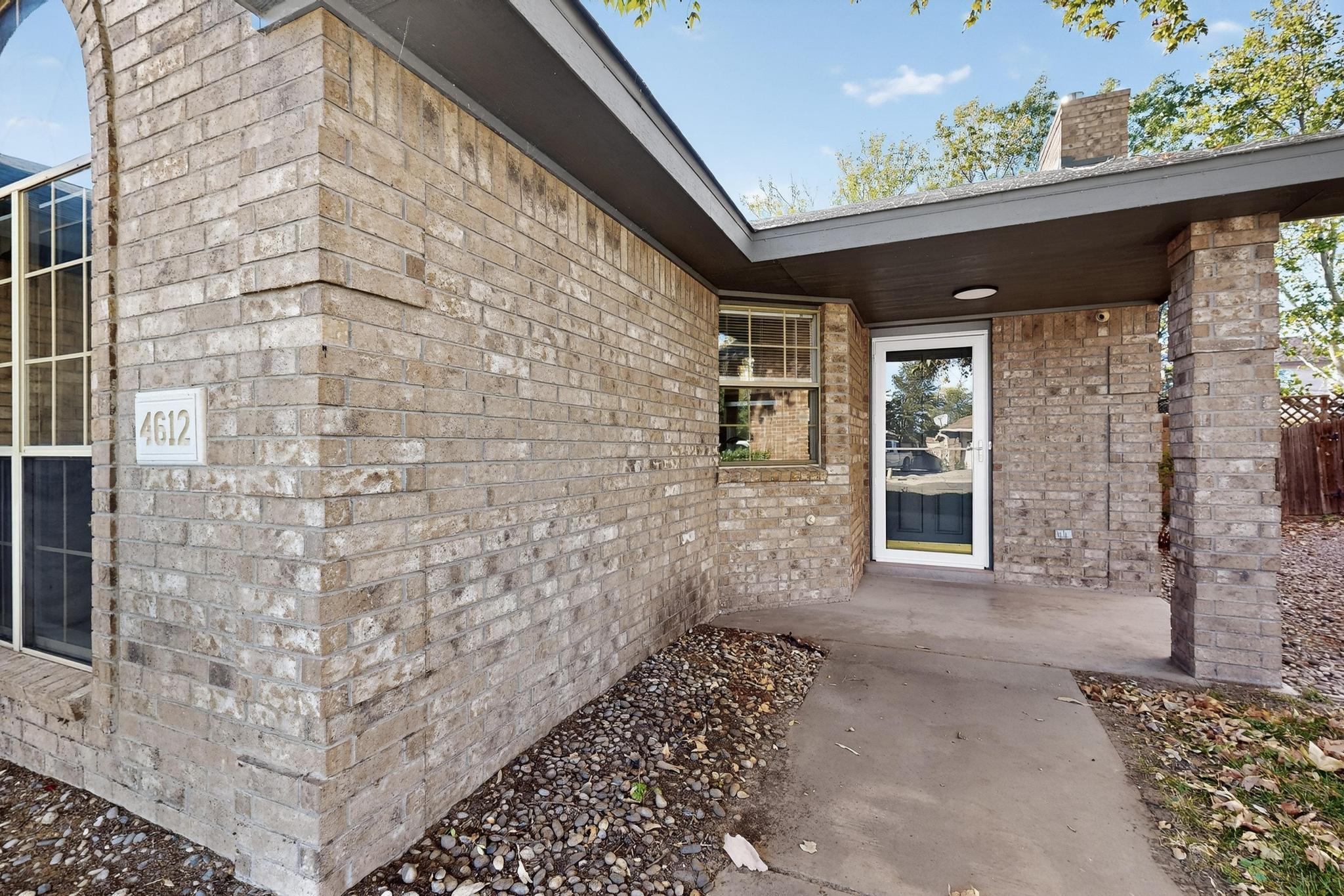 4612 Lobelia Road NW