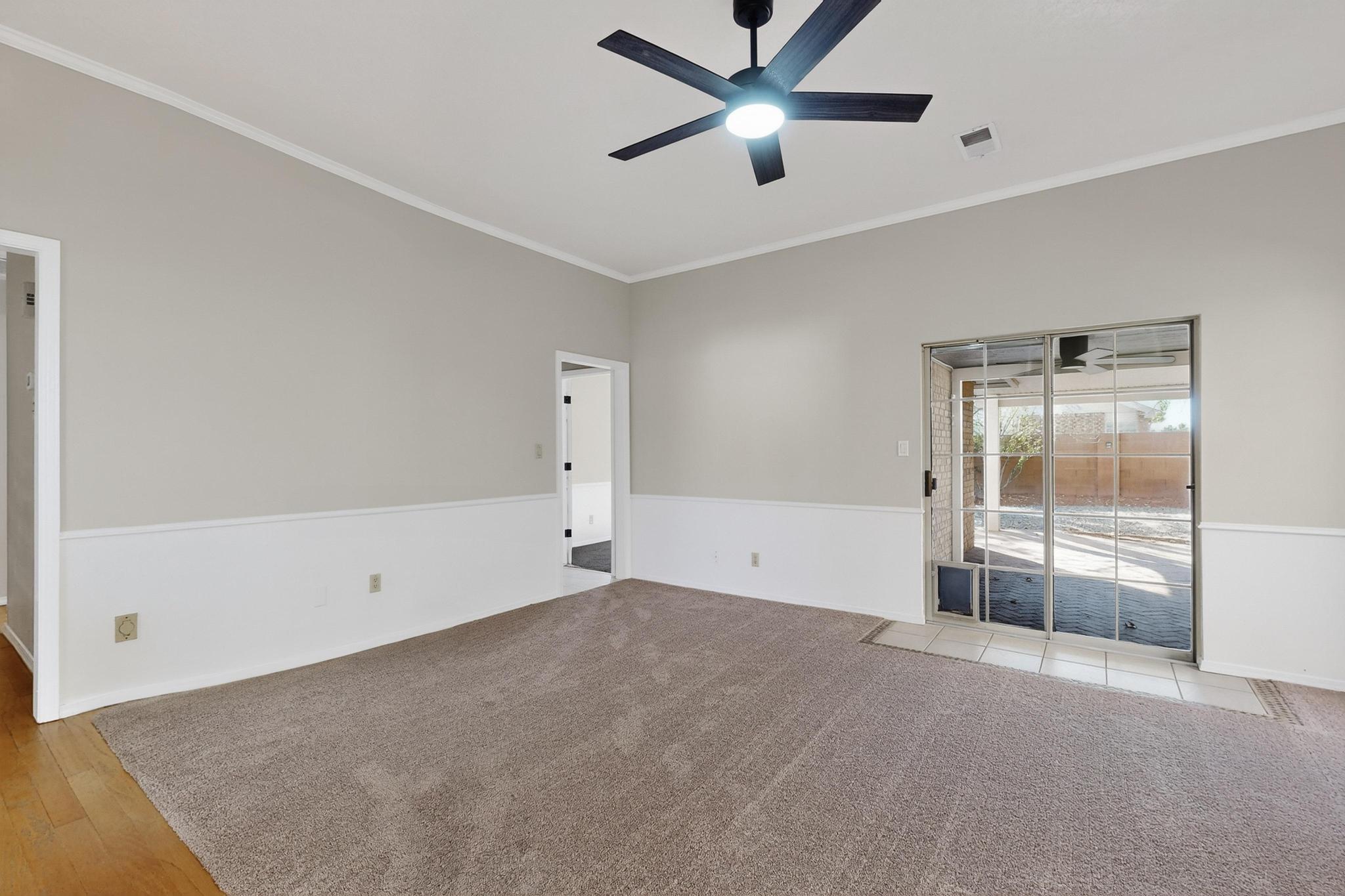 4612 Lobelia Road NW