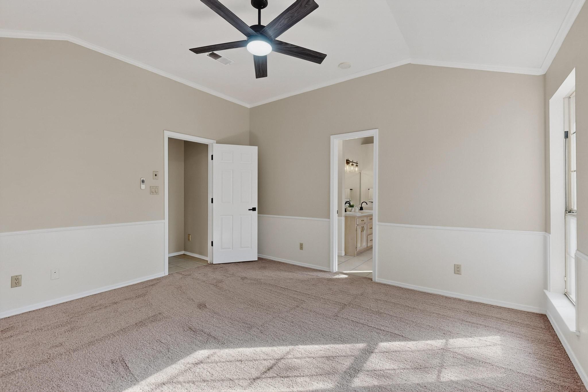 4612 Lobelia Road NW