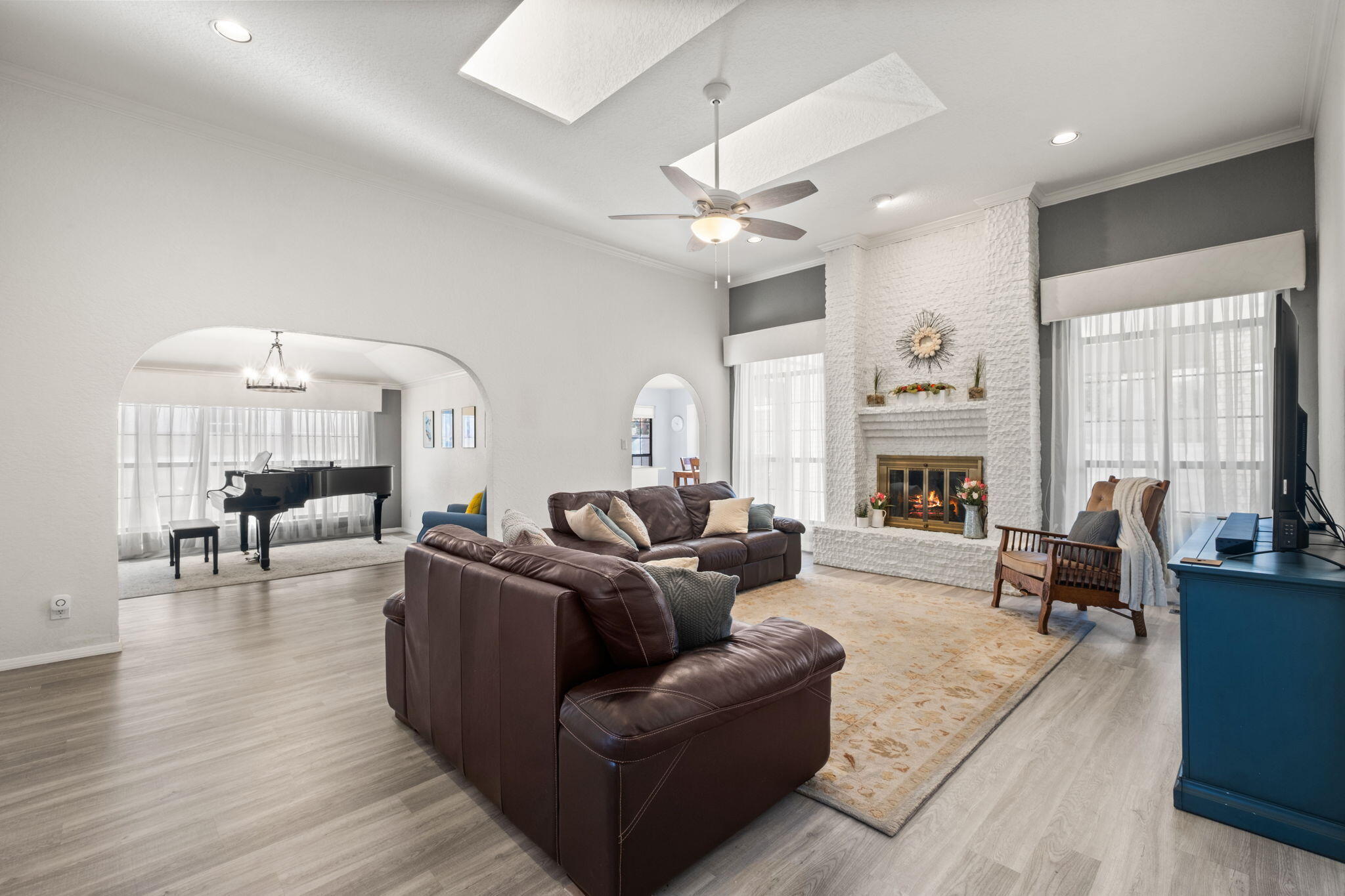 7728 Jacobo Drive NE