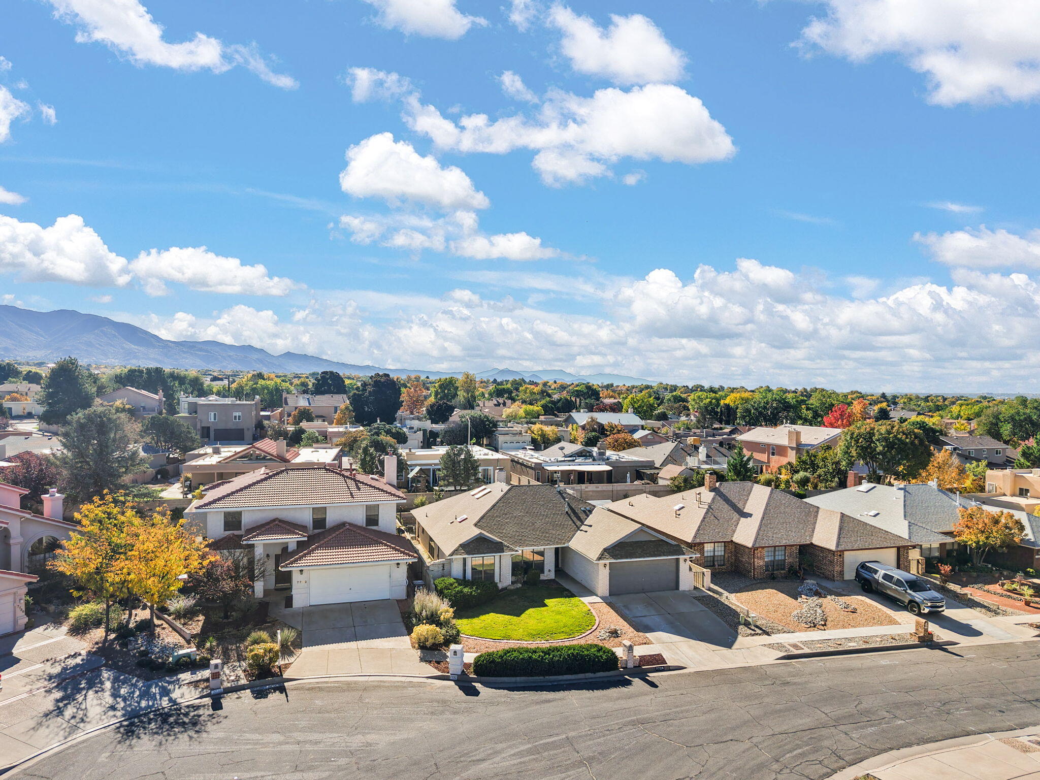 7728 Jacobo Drive NE