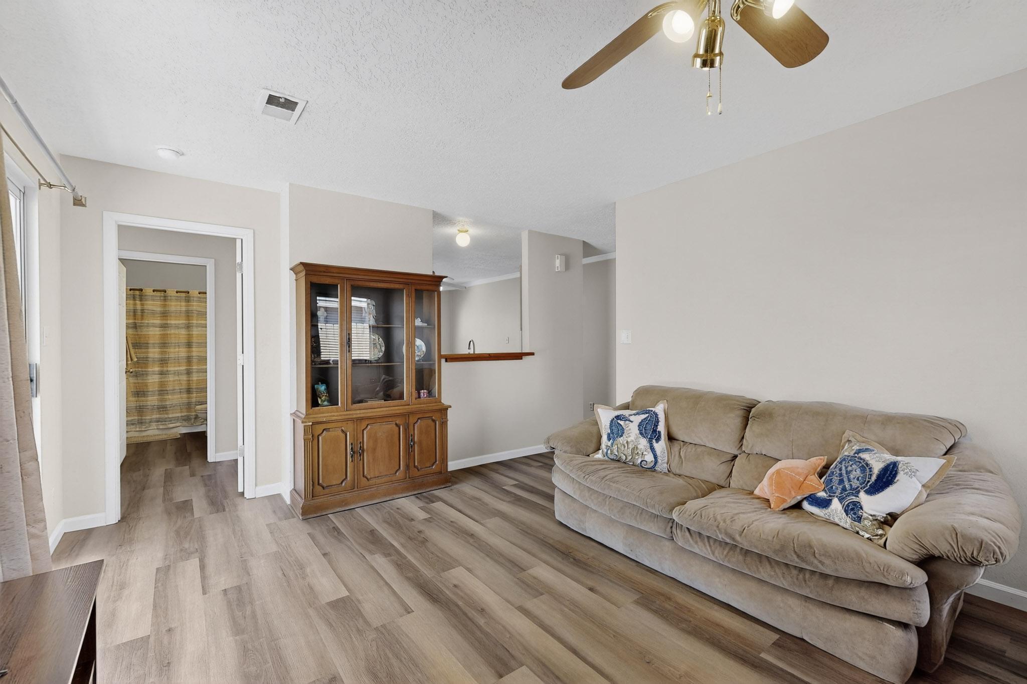 924 Perry Meadows Drive NE