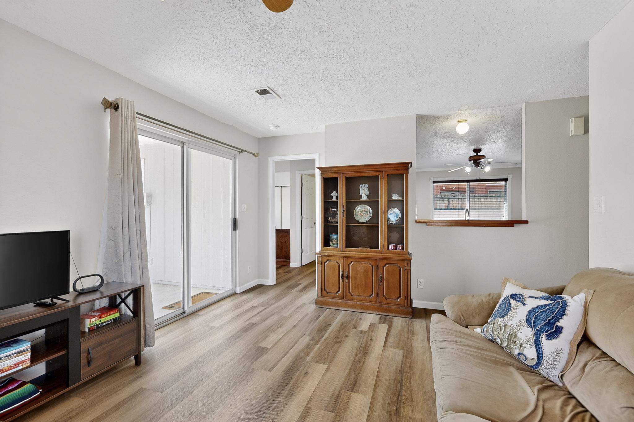 924 Perry Meadows Drive NE