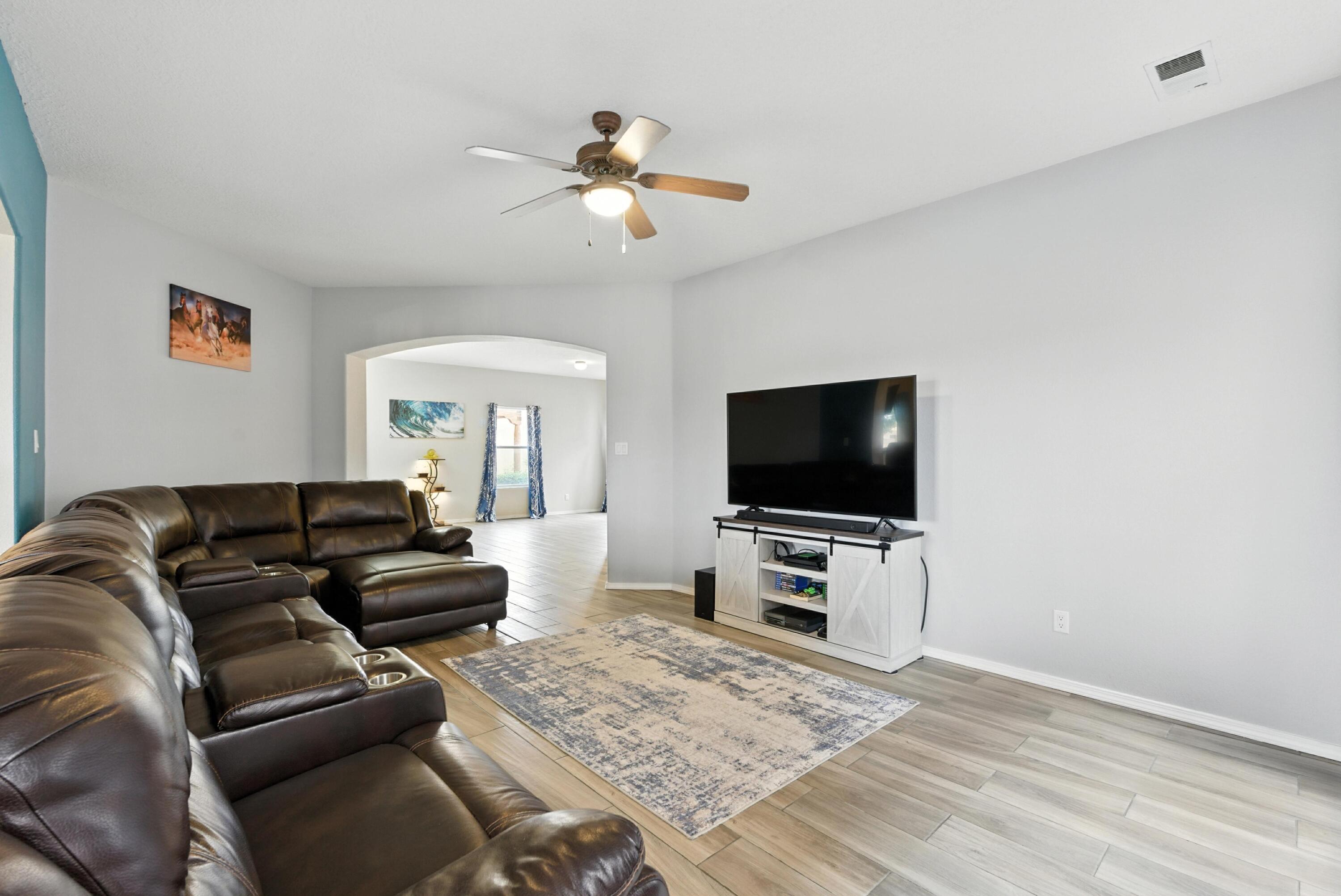 3356 Cochiti Street NE