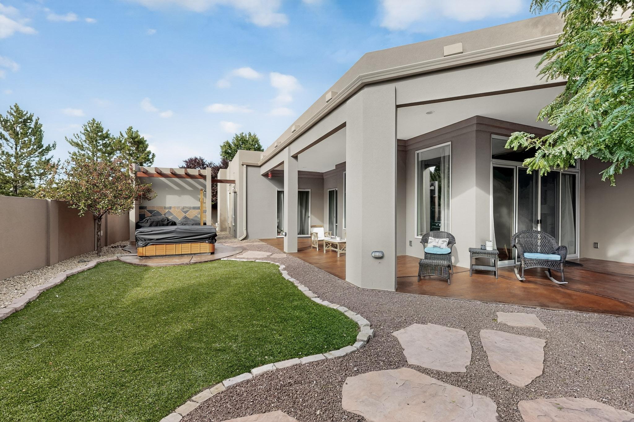 409 CILANTRO Lane NW