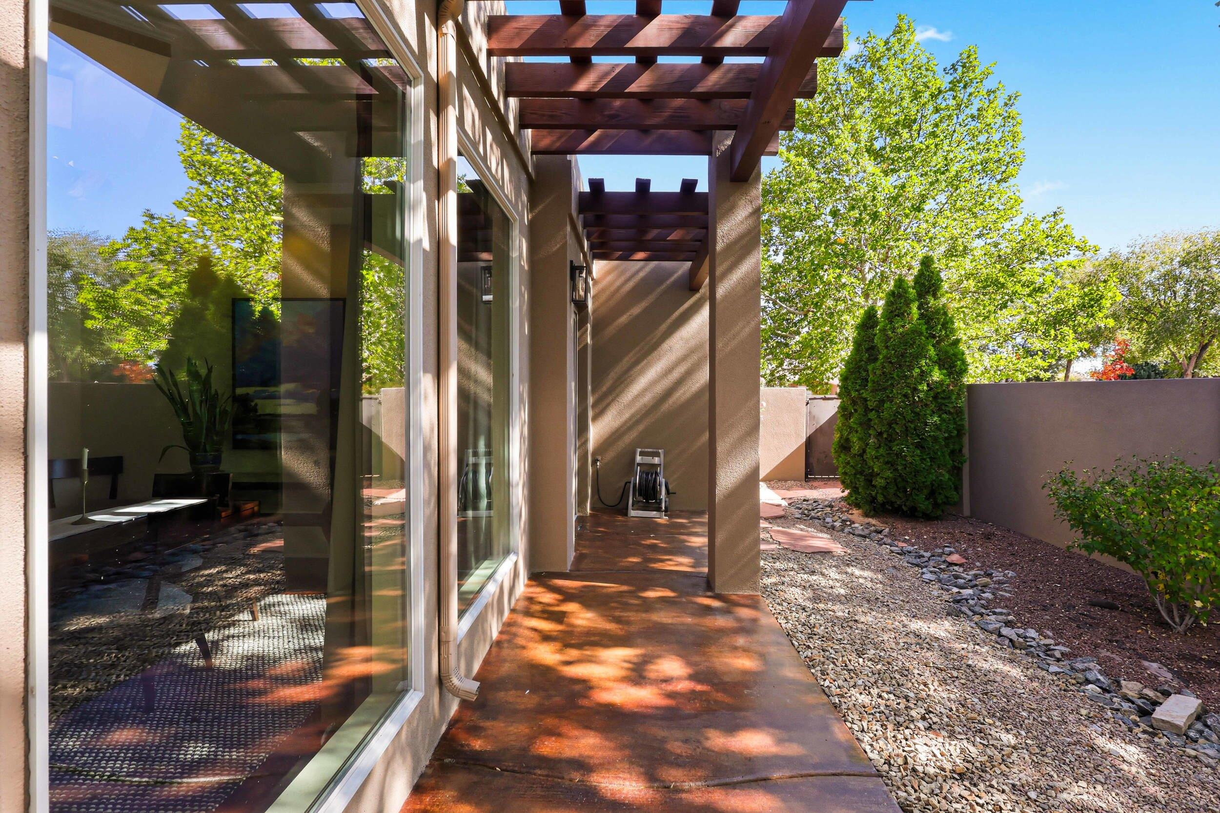 409 CILANTRO Lane NW