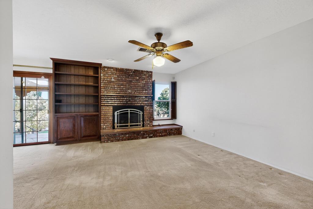 3041 Casa Del Norte Drive NE