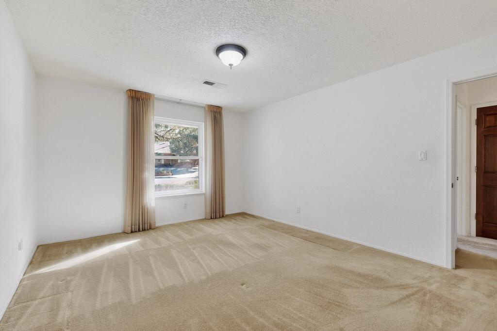 3041 Casa Del Norte Drive NE