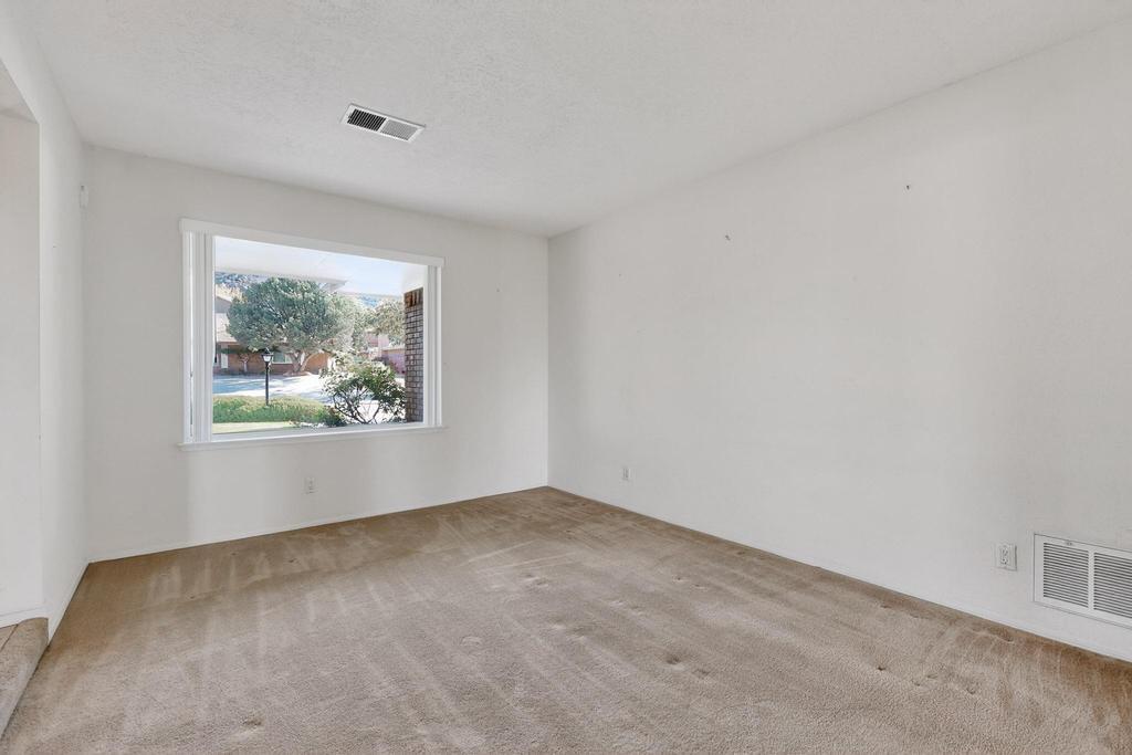 3041 Casa Del Norte Drive NE