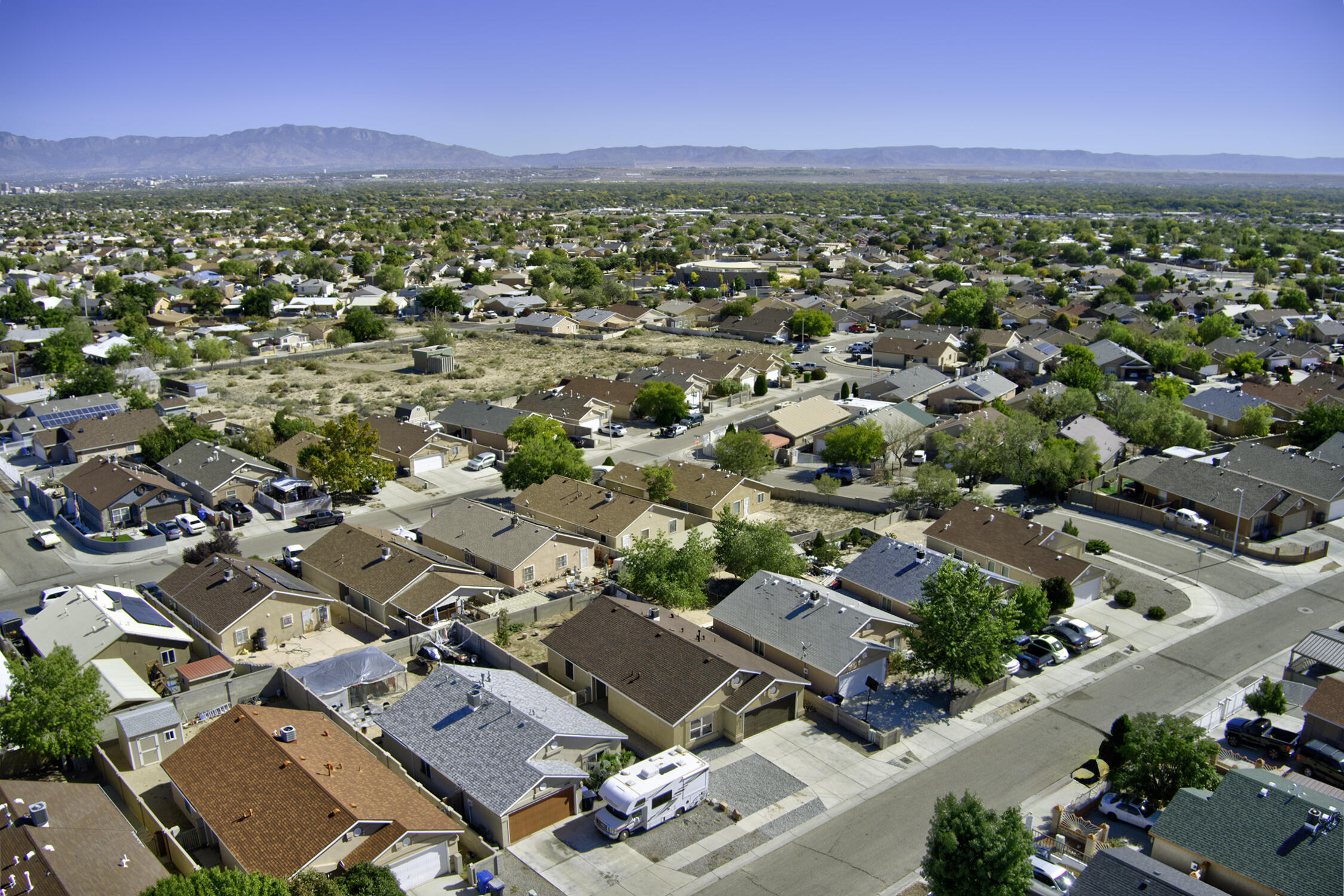 8615 Lone Prairie Avenue SW