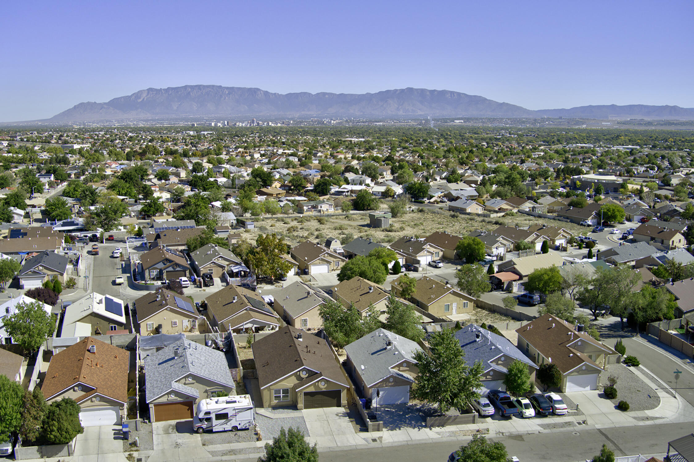 8615 Lone Prairie Avenue SW