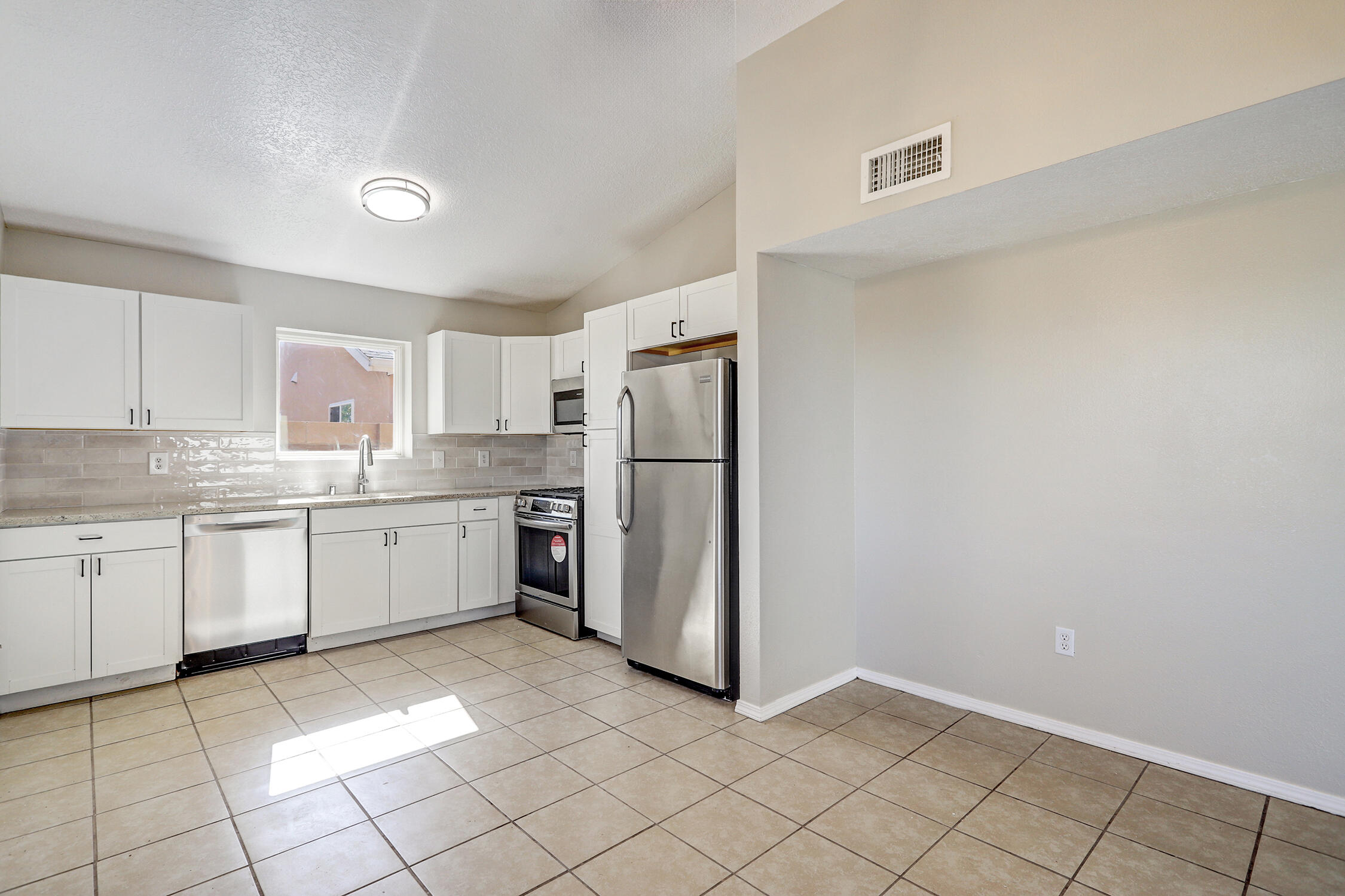 8615 Lone Prairie Avenue SW