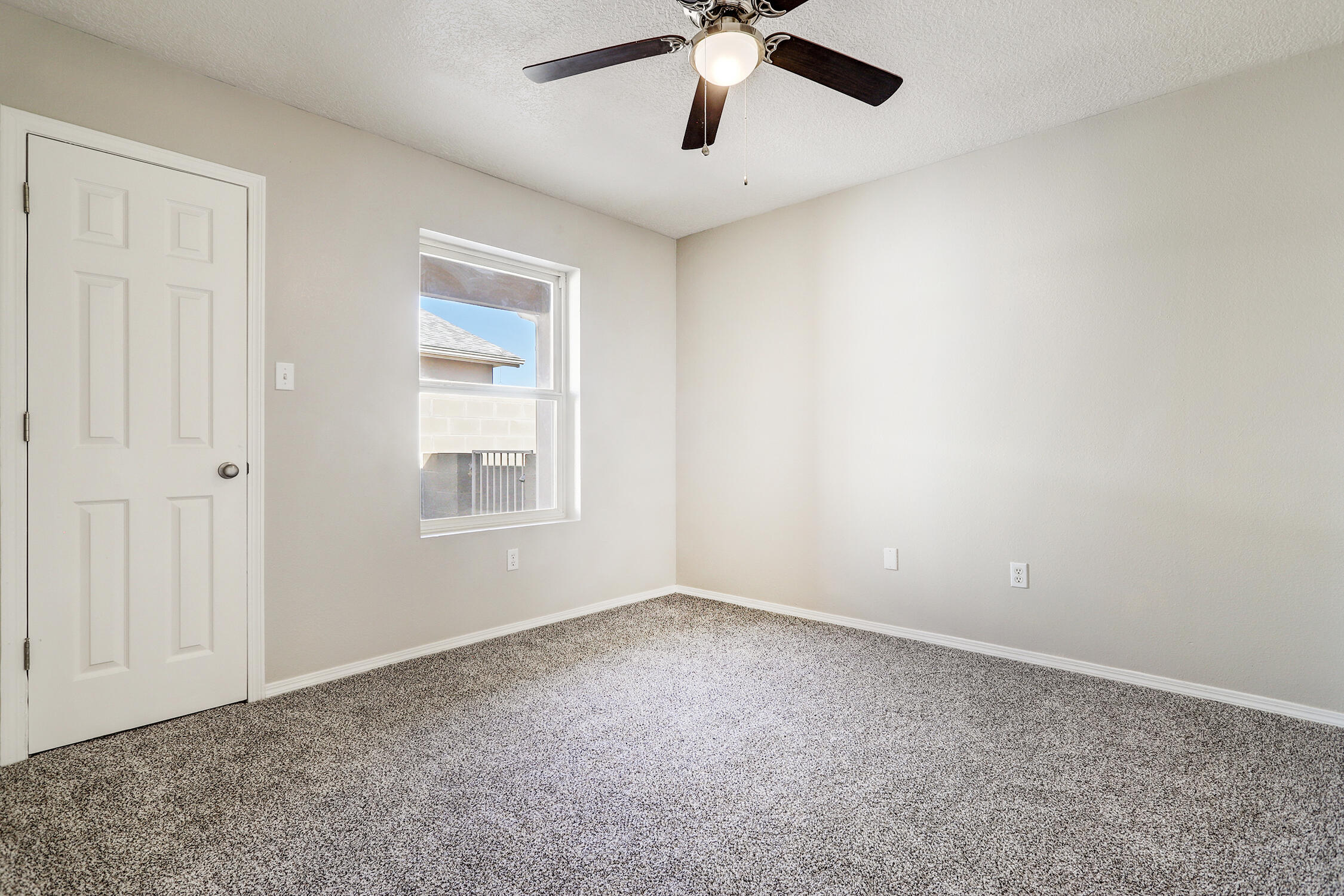 8615 Lone Prairie Avenue SW