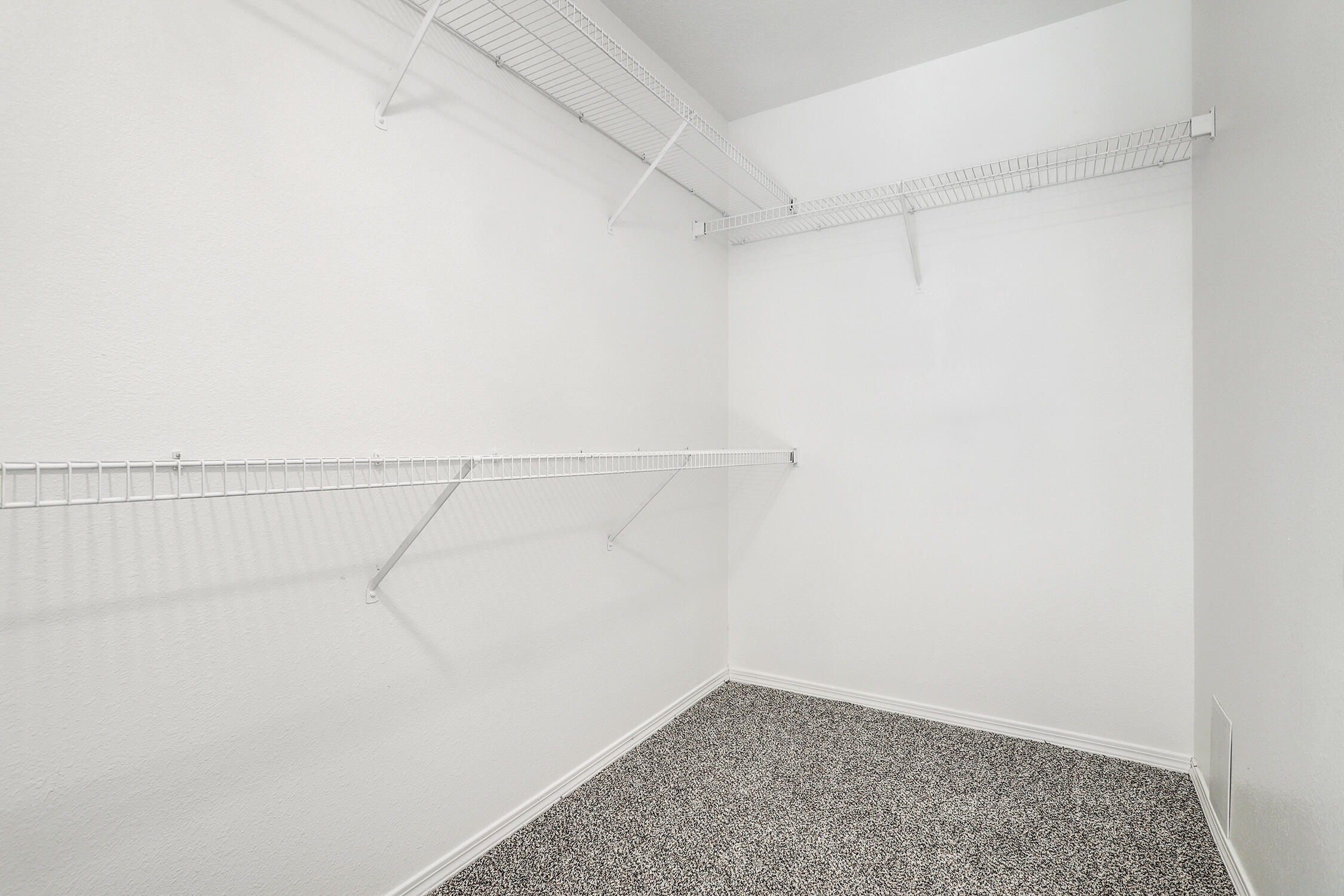 8615 Lone Prairie Avenue SW