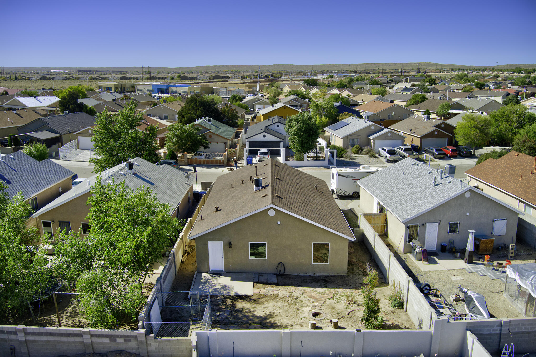 8615 Lone Prairie Avenue SW