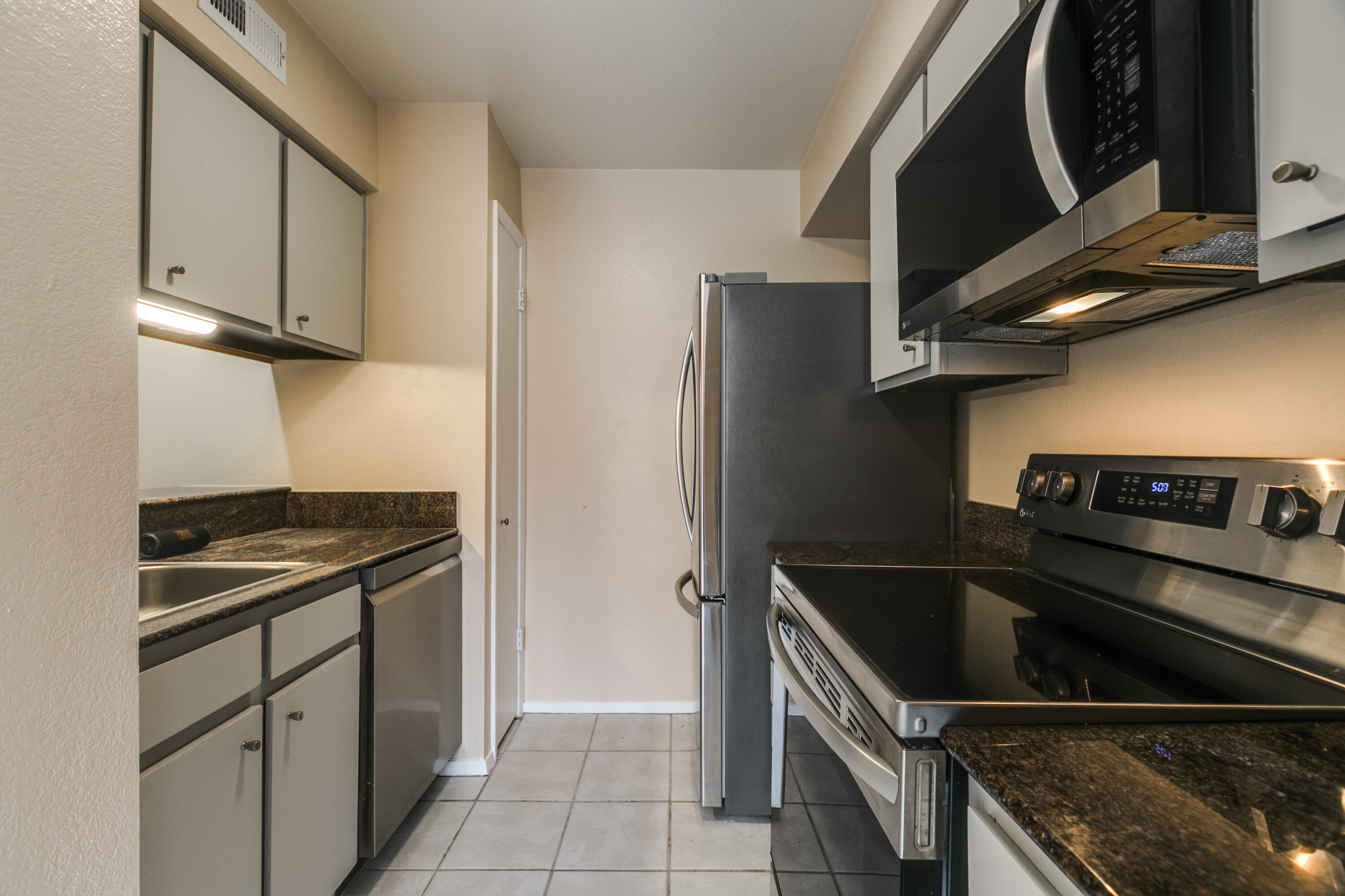 1601 Pennsylvania Street NE H-06