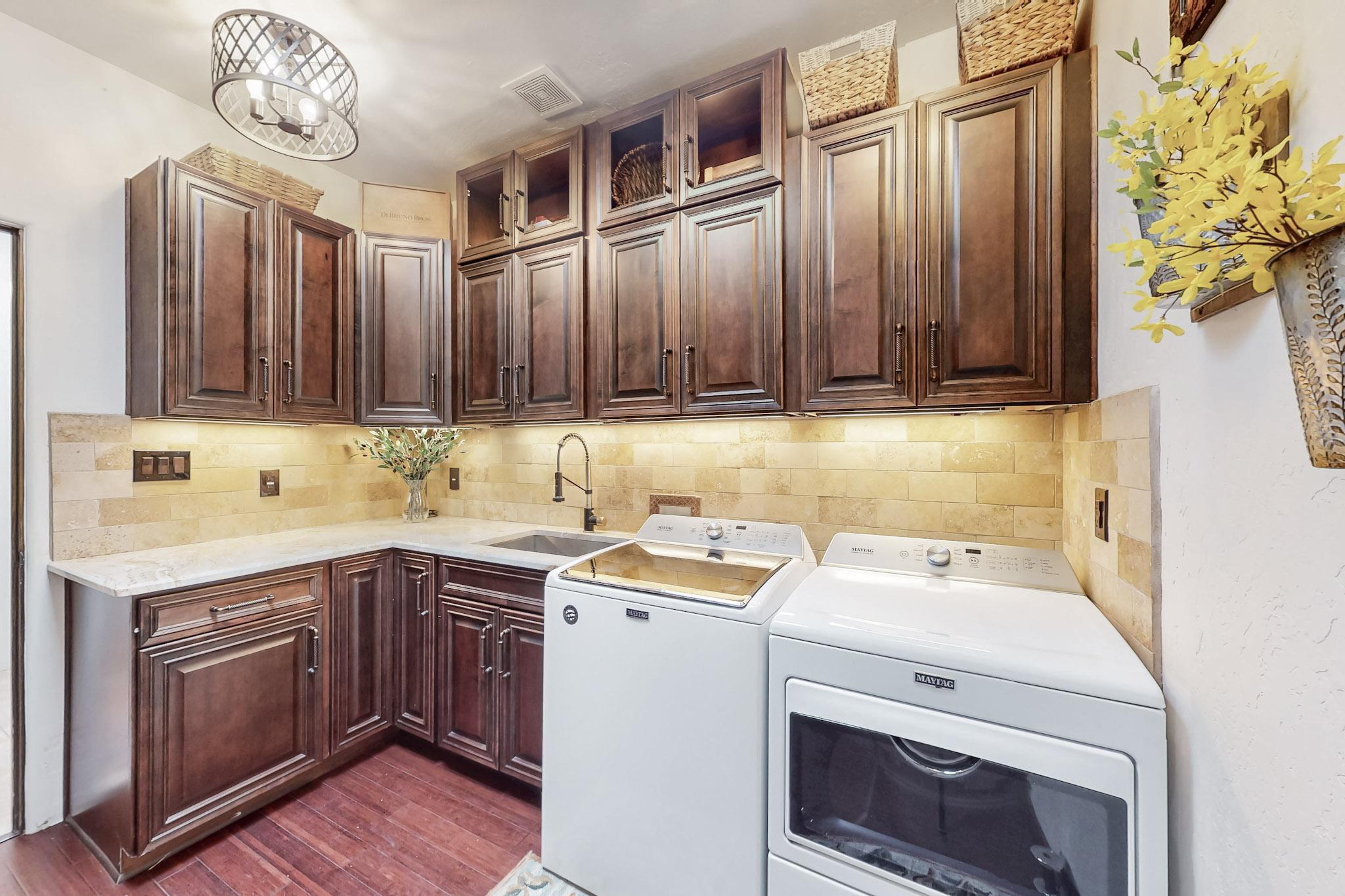 2609 Pajarito Meadows Road SW