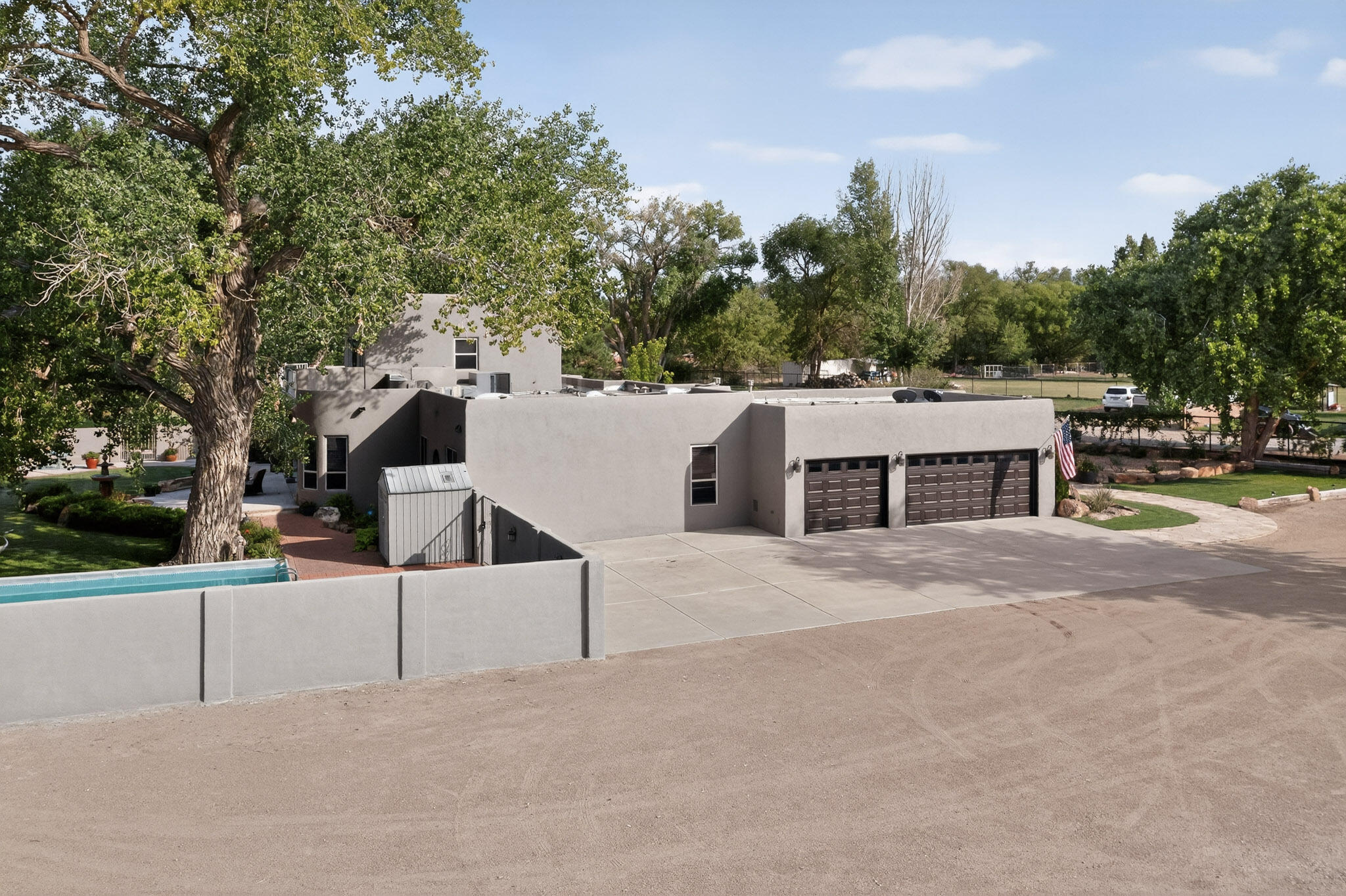 2609 Pajarito Meadows Road SW