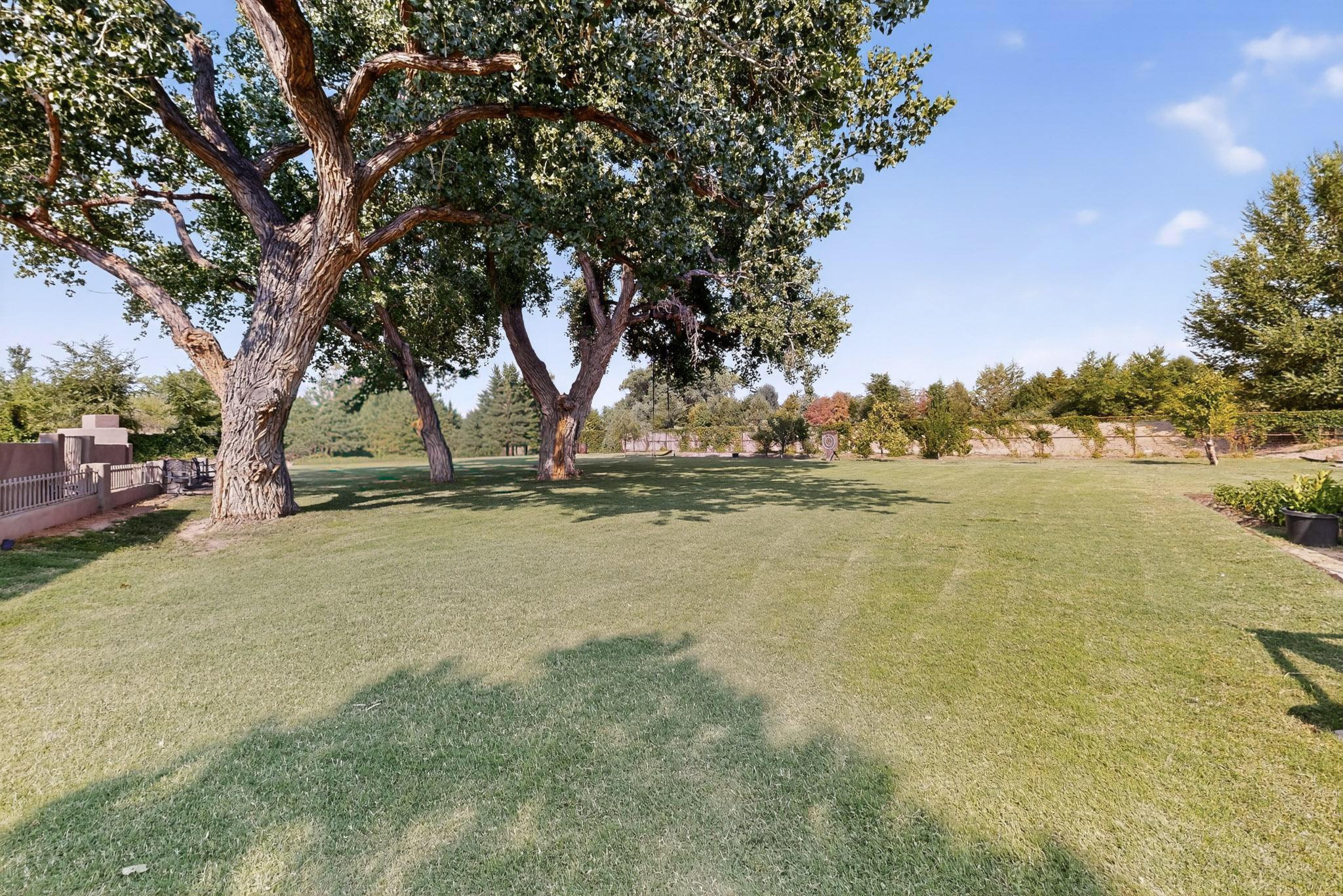 2609 Pajarito Meadows Road SW