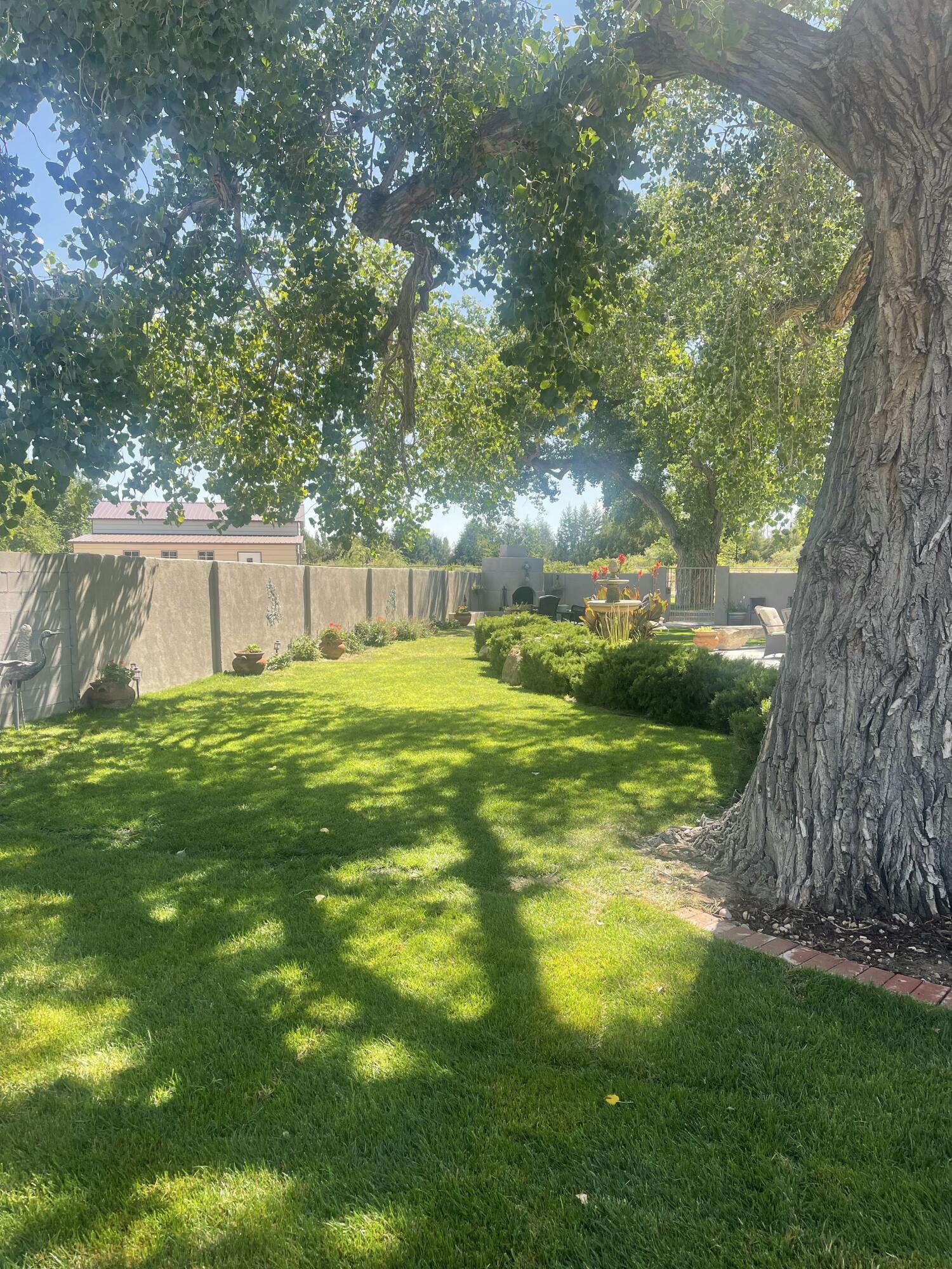 2609 Pajarito Meadows Road SW