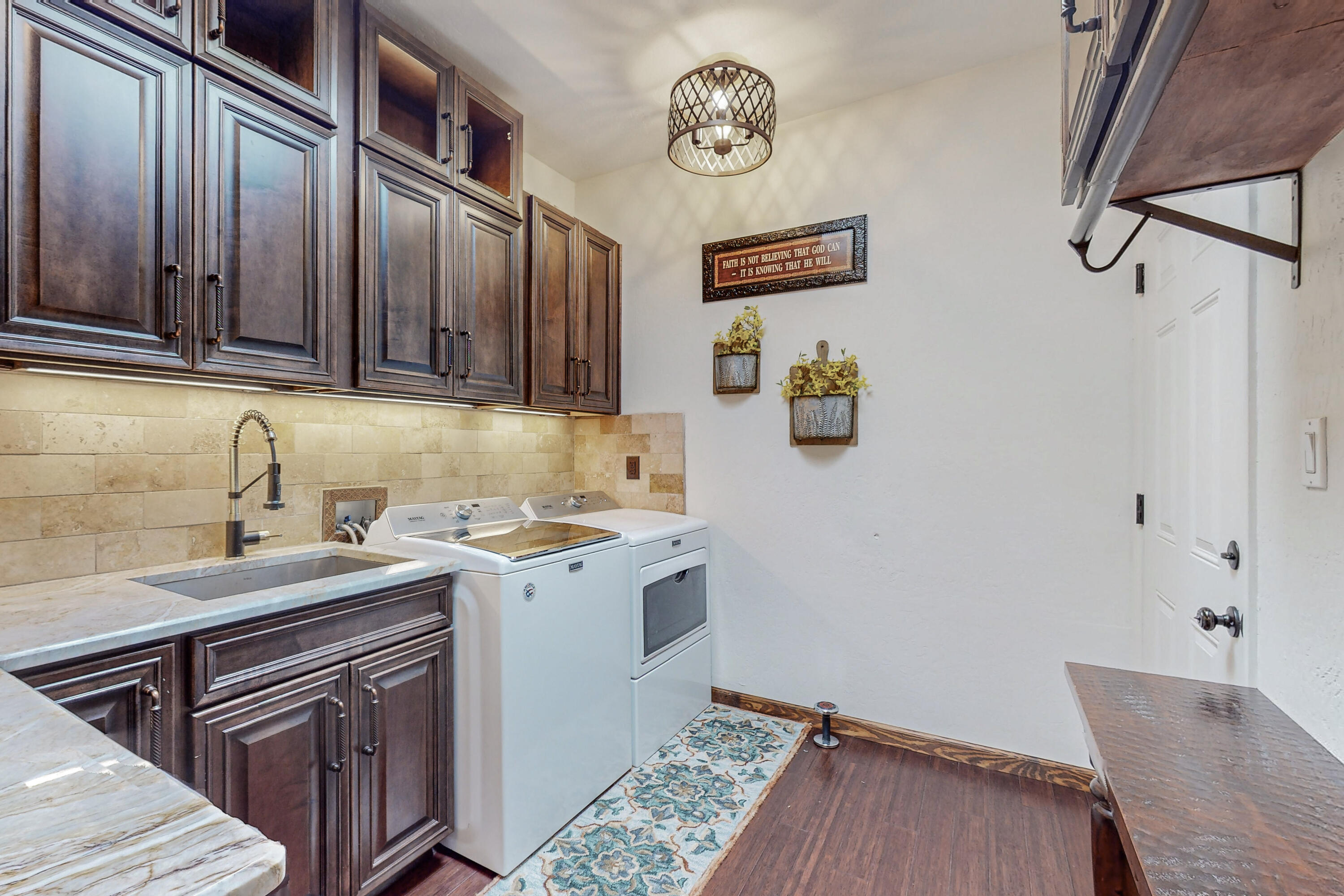 2609 Pajarito Meadows Road SW