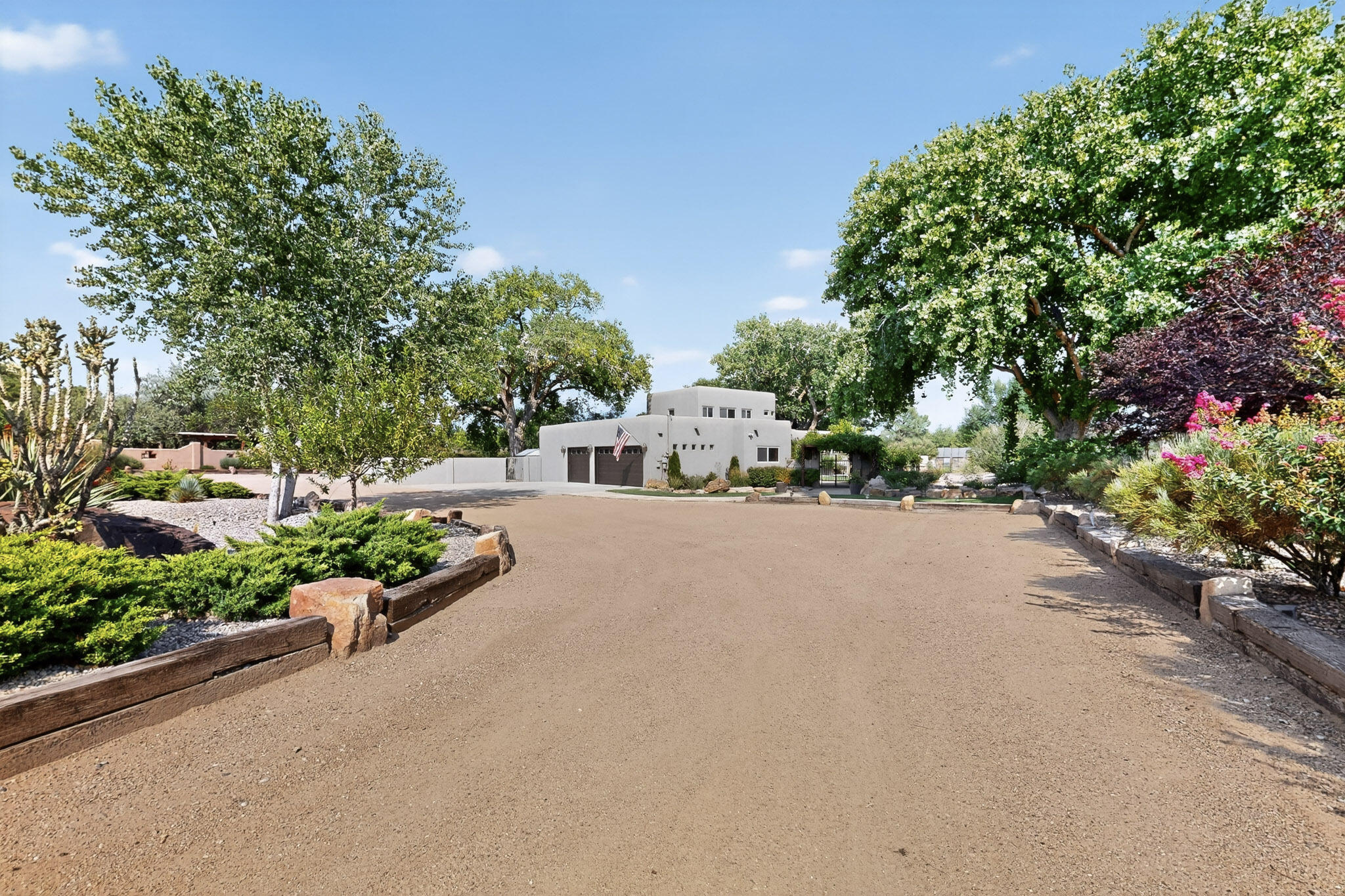 2609 Pajarito Meadows Road SW